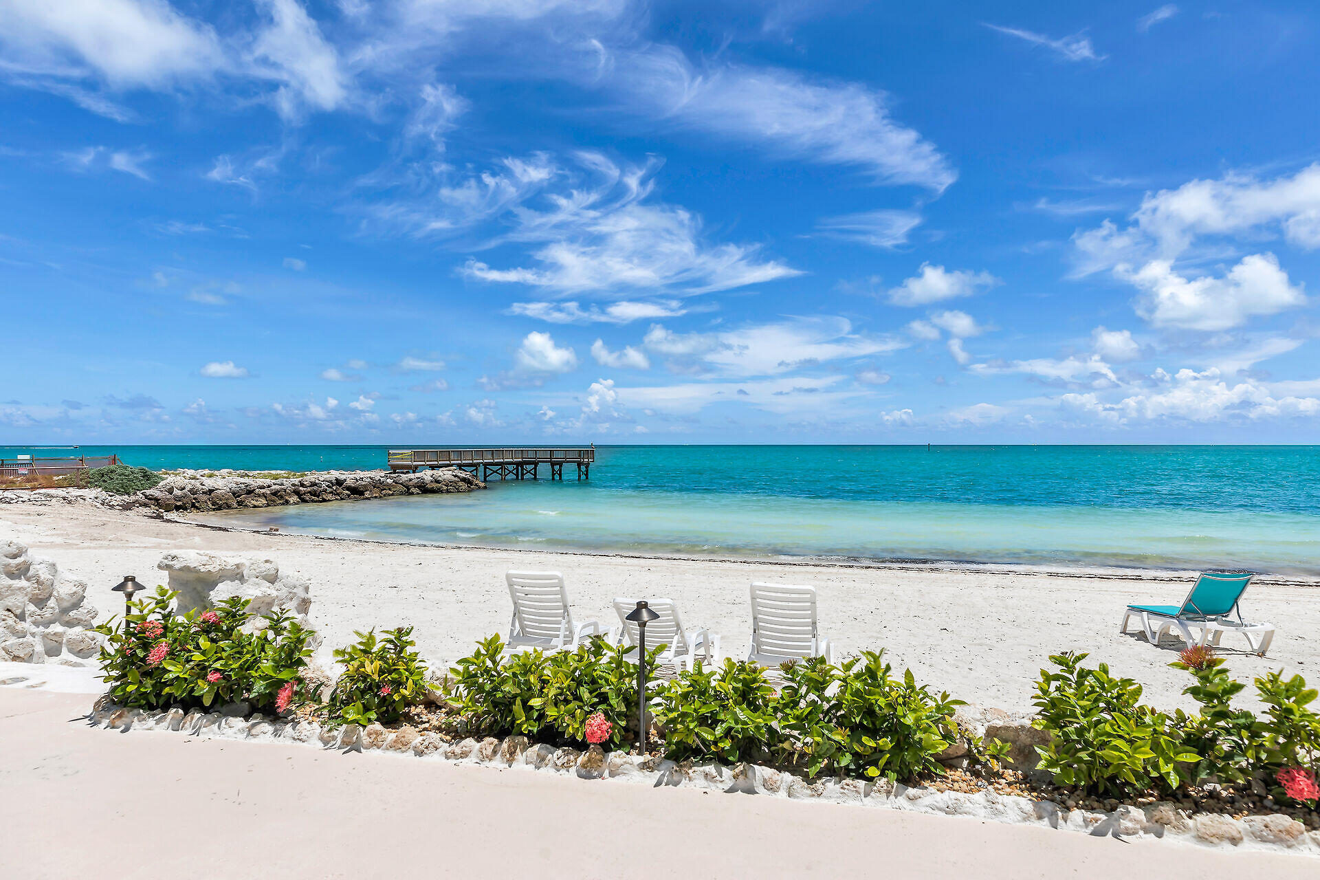 501 E Ocean Drive, 17 Property Photo 2
