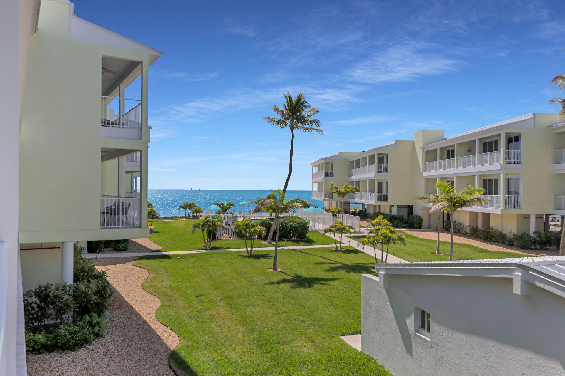 501 E Ocean Drive, 17 Property Photo 6