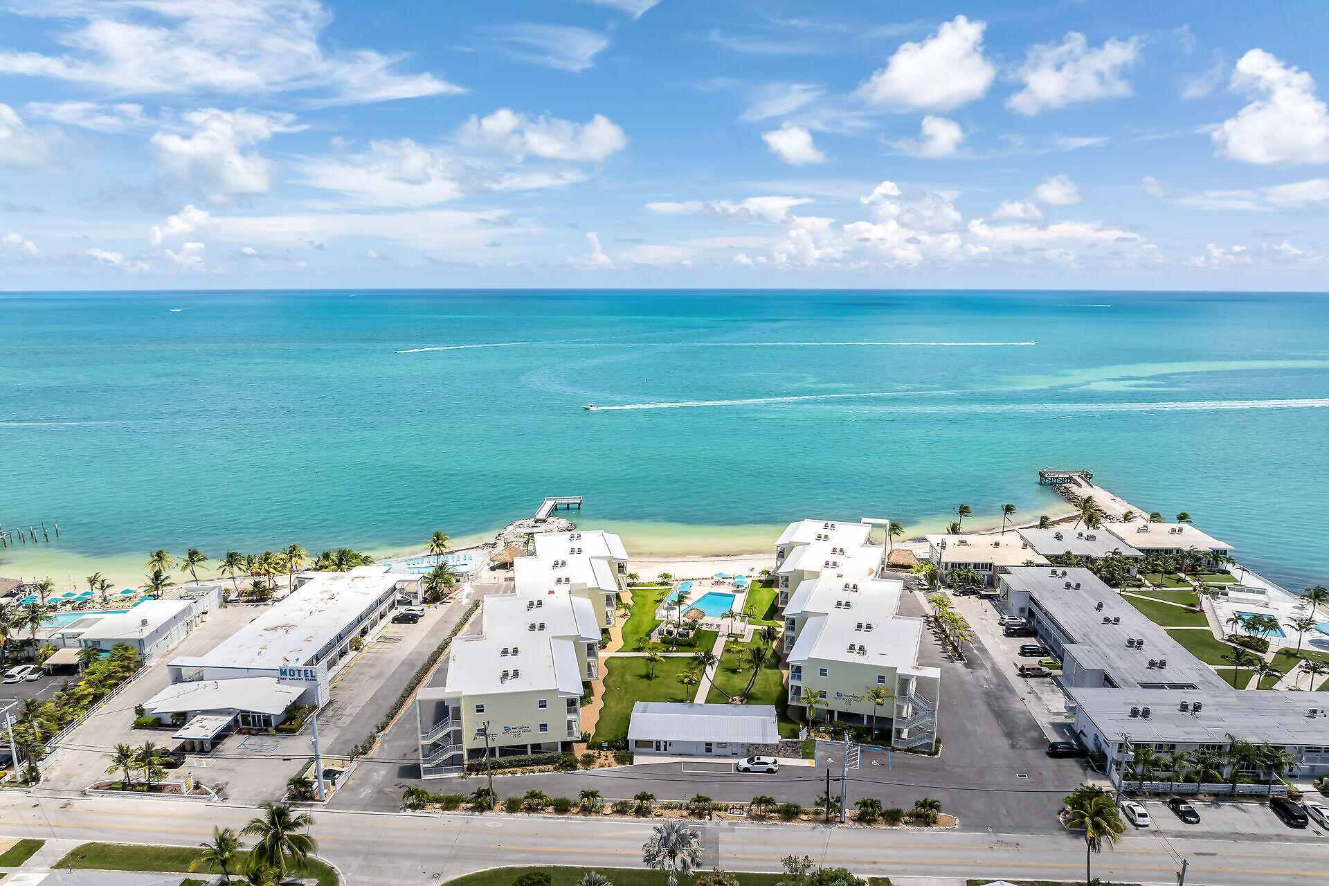 501 E Ocean Drive, 17 Property Photo 8