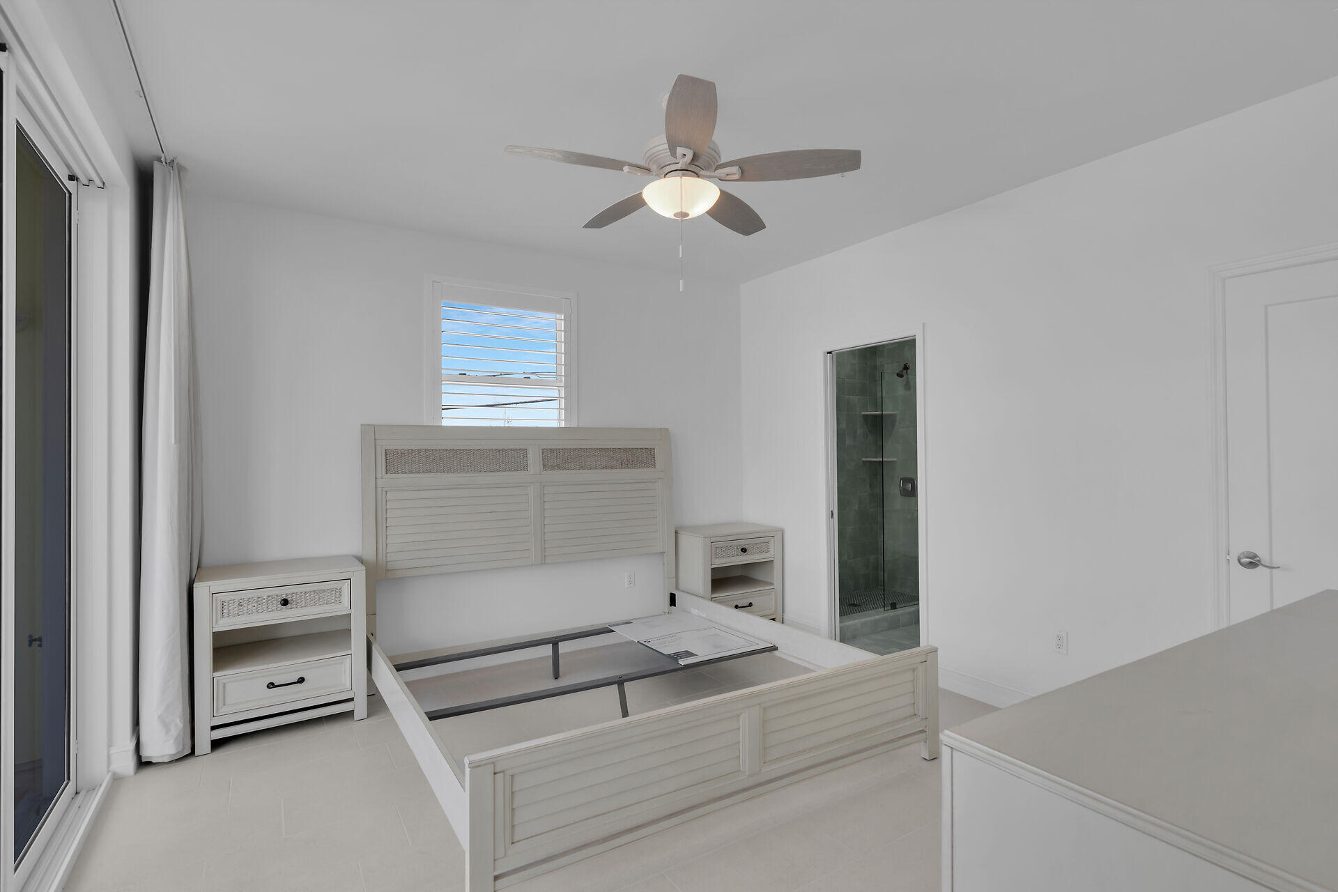 501 E Ocean Drive, 17 Property Photo 30