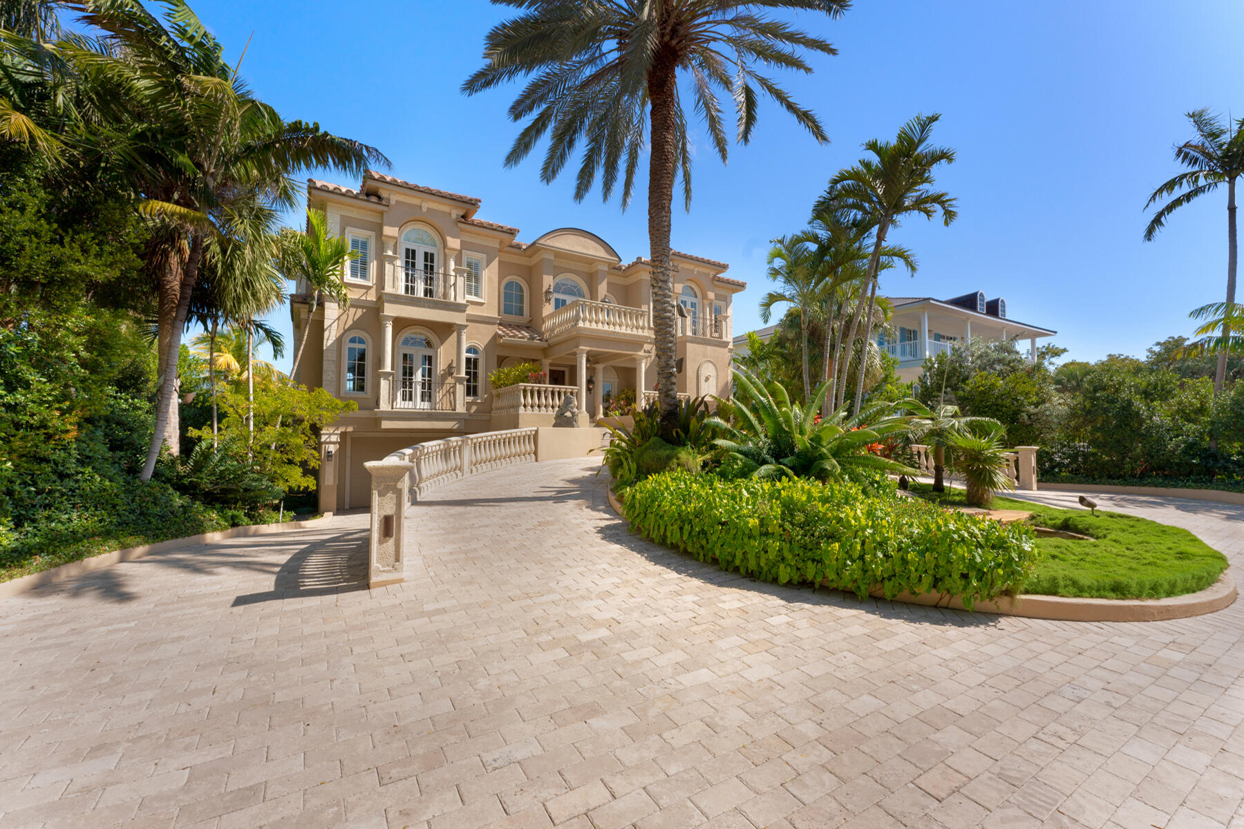69 Cannon Royal Drive Property Photo 10