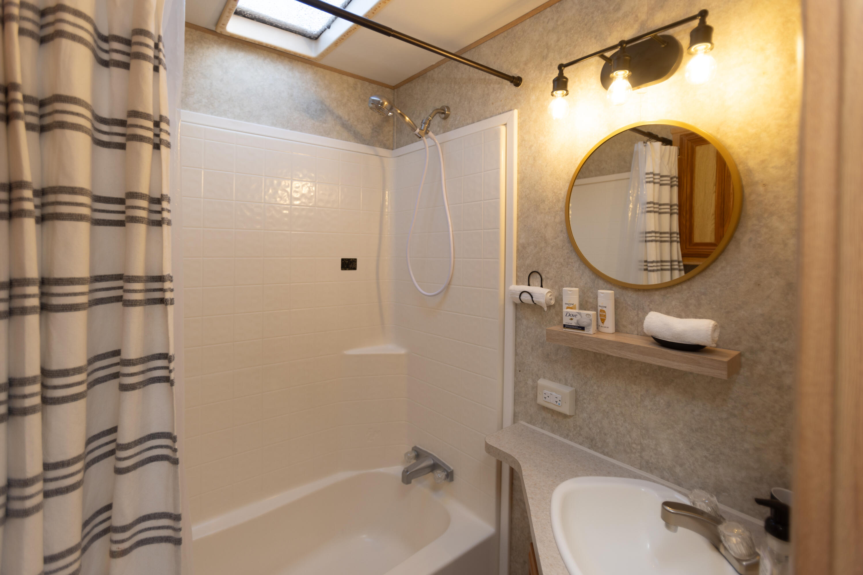 325 Calusa Street, 254 Property Photo 18