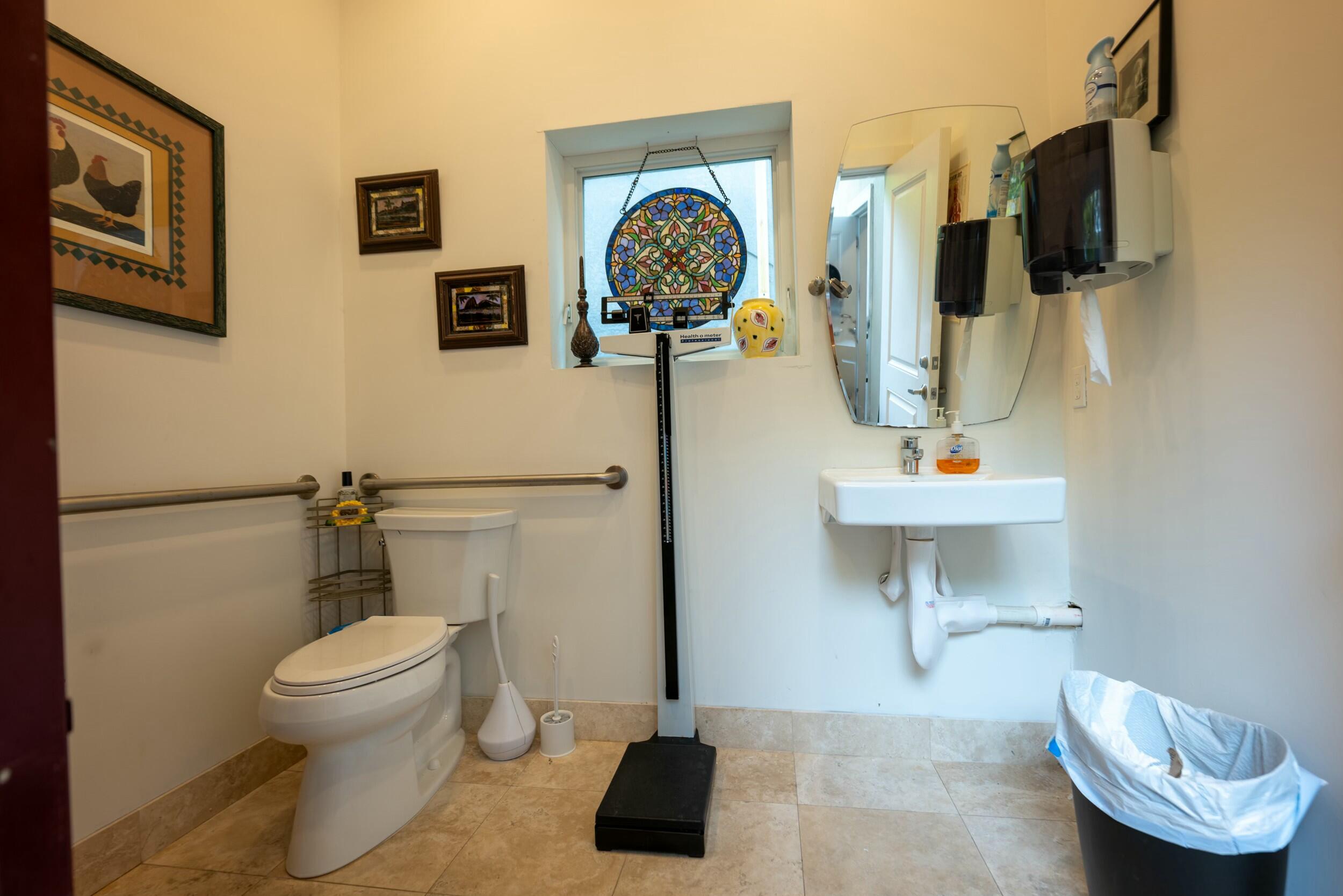 1028-1030 Truman Avenue Property Photo 32