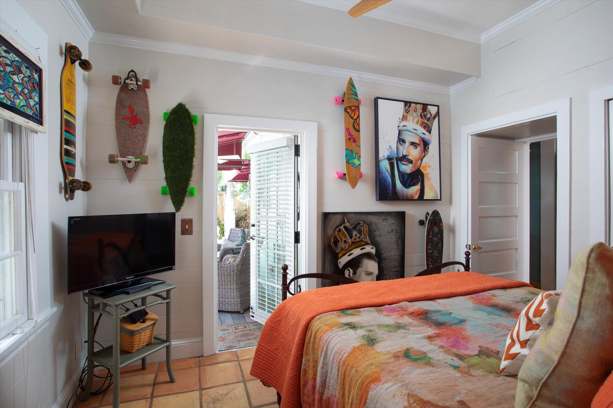 1319 Newton Street Property Photo 21