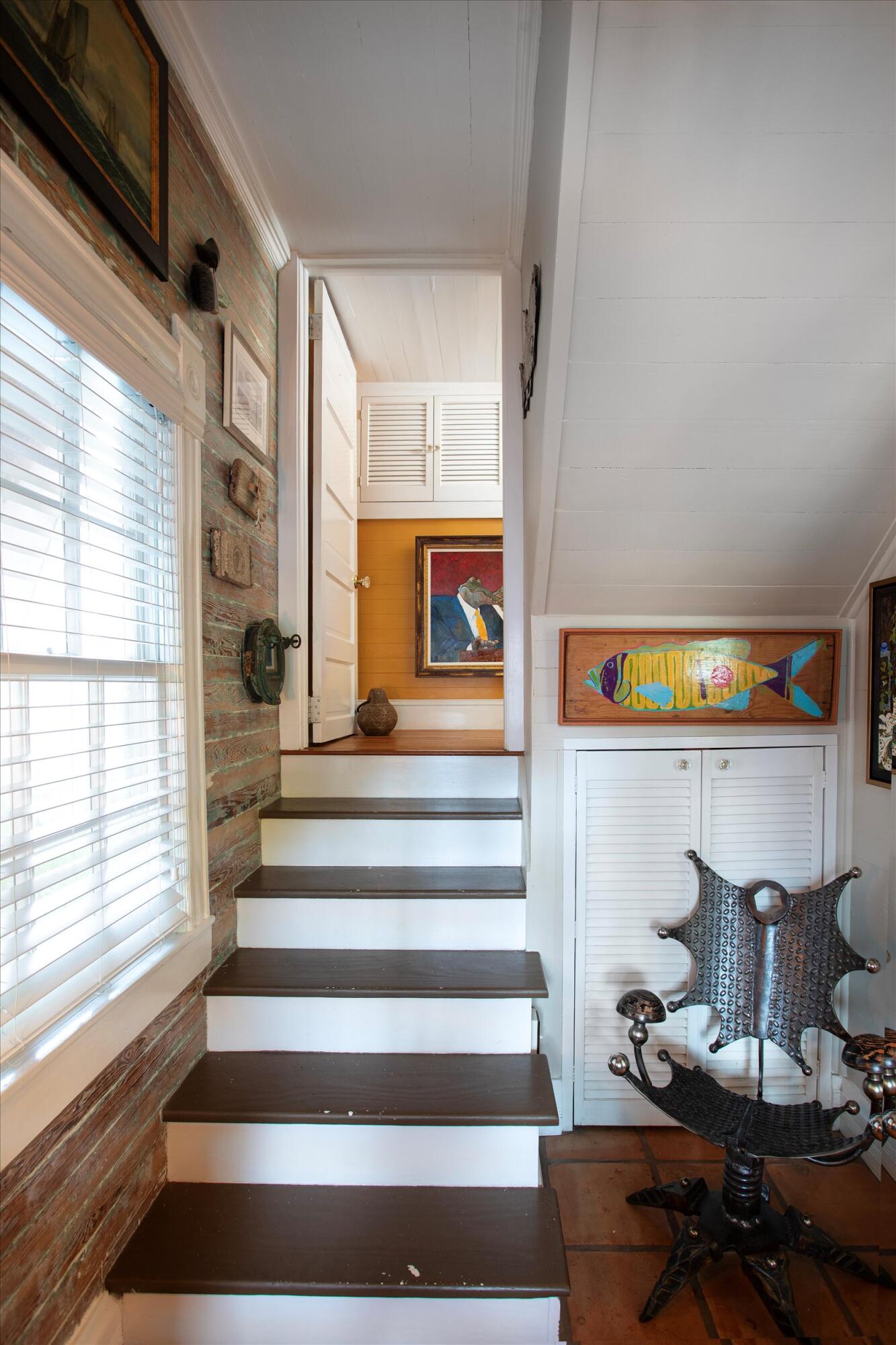 1319 Newton Street Property Photo 25