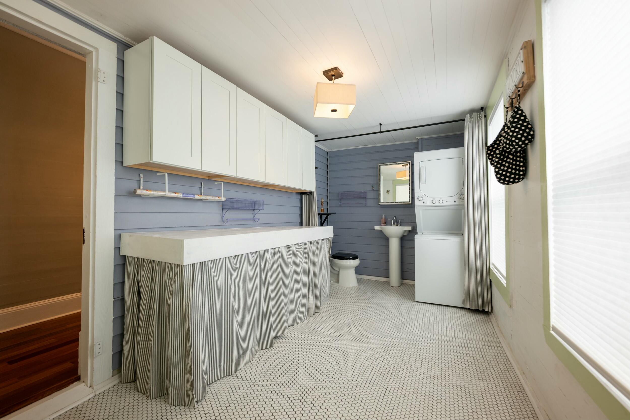 709 Chapman Lane Property Photo 17