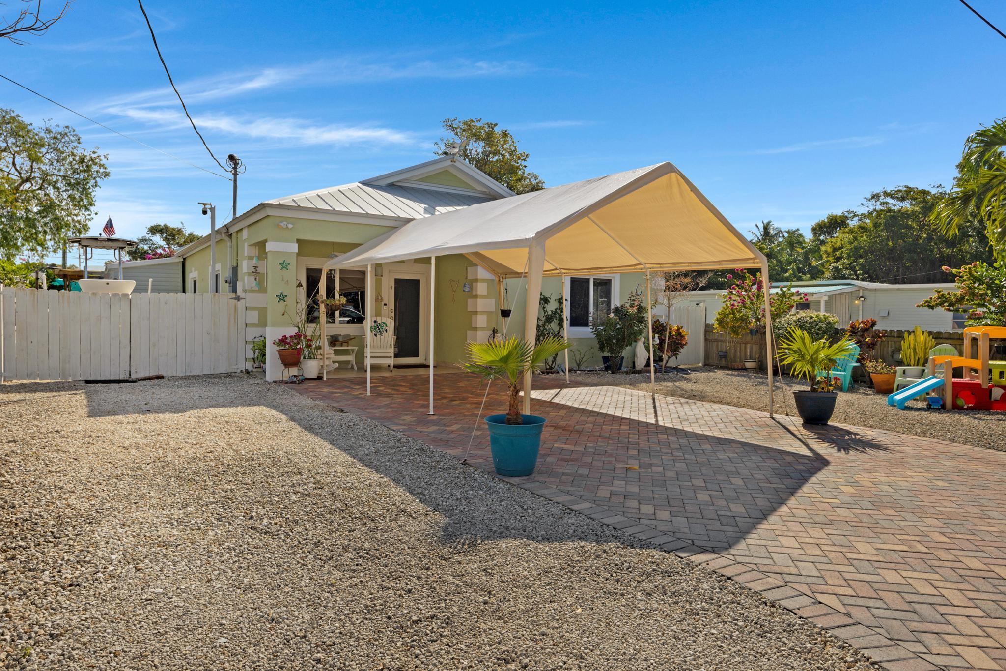 14 Edward Place Property Photo 4