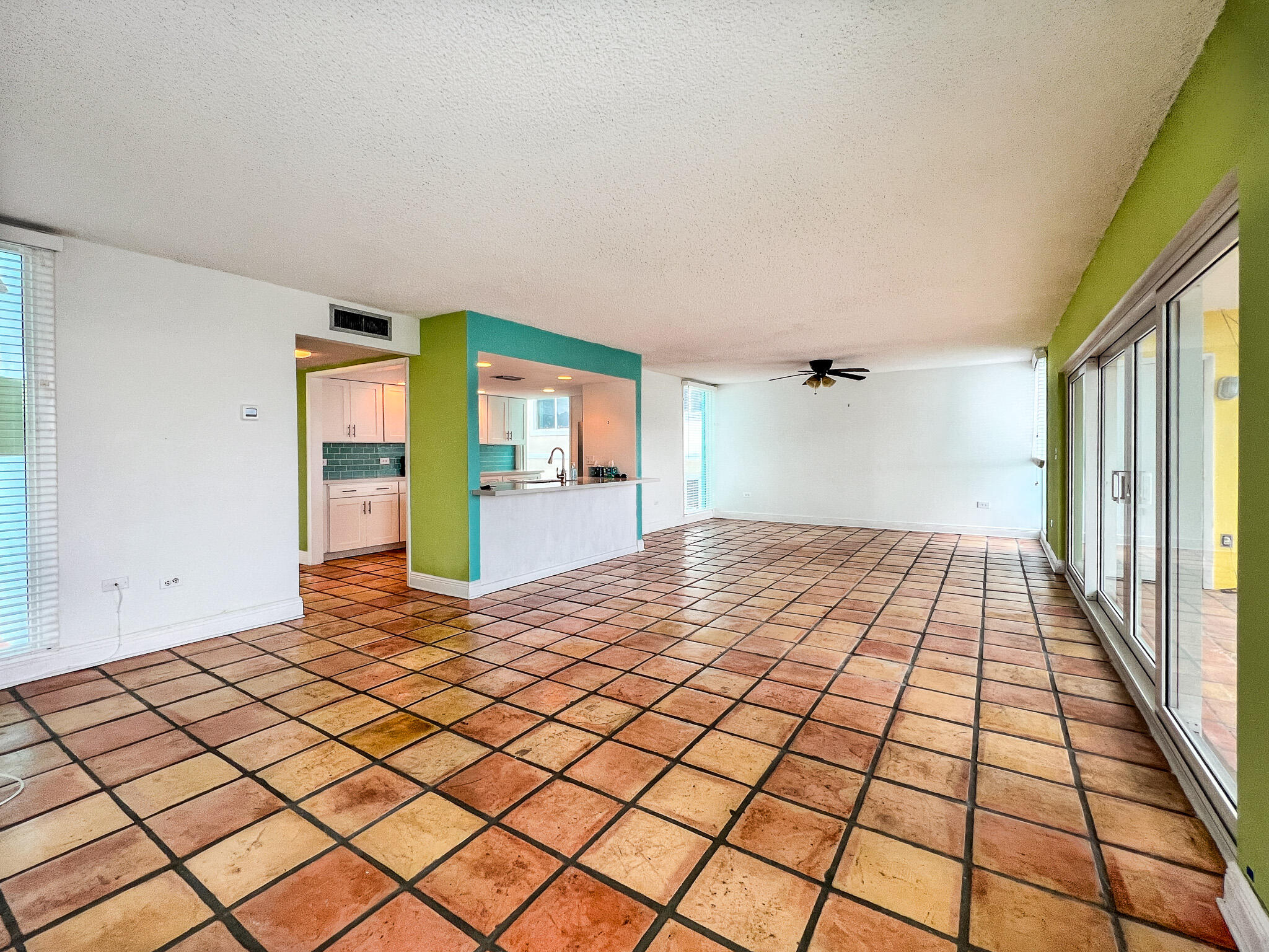 188 Atlantic Boulevard, B Property Photo 5