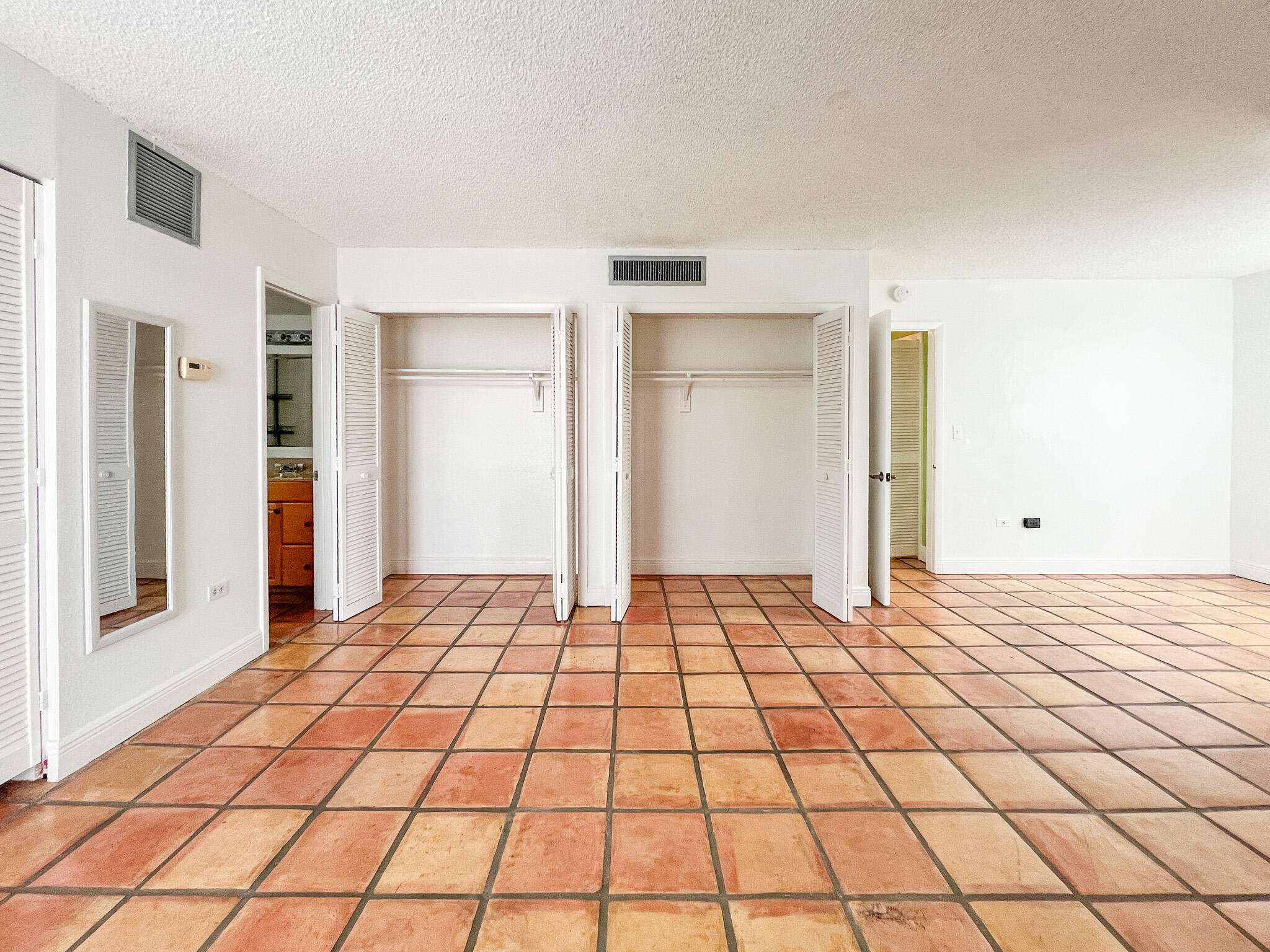 188 Atlantic Boulevard, B Property Photo 20