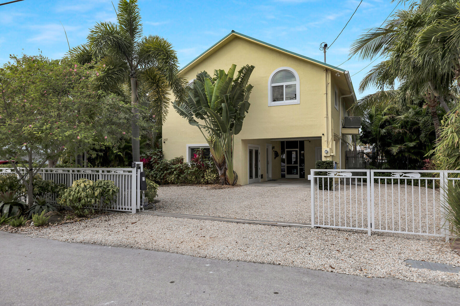 207 Johnny Road Property Photo 7