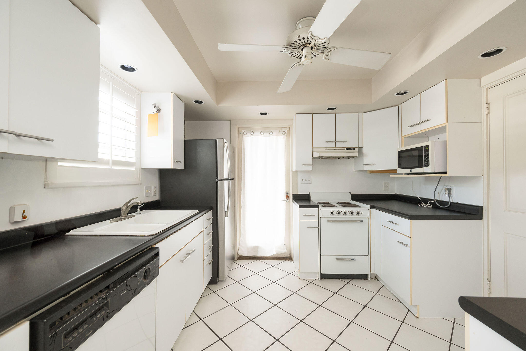 1730 Flagler Avenue Property Photo 14