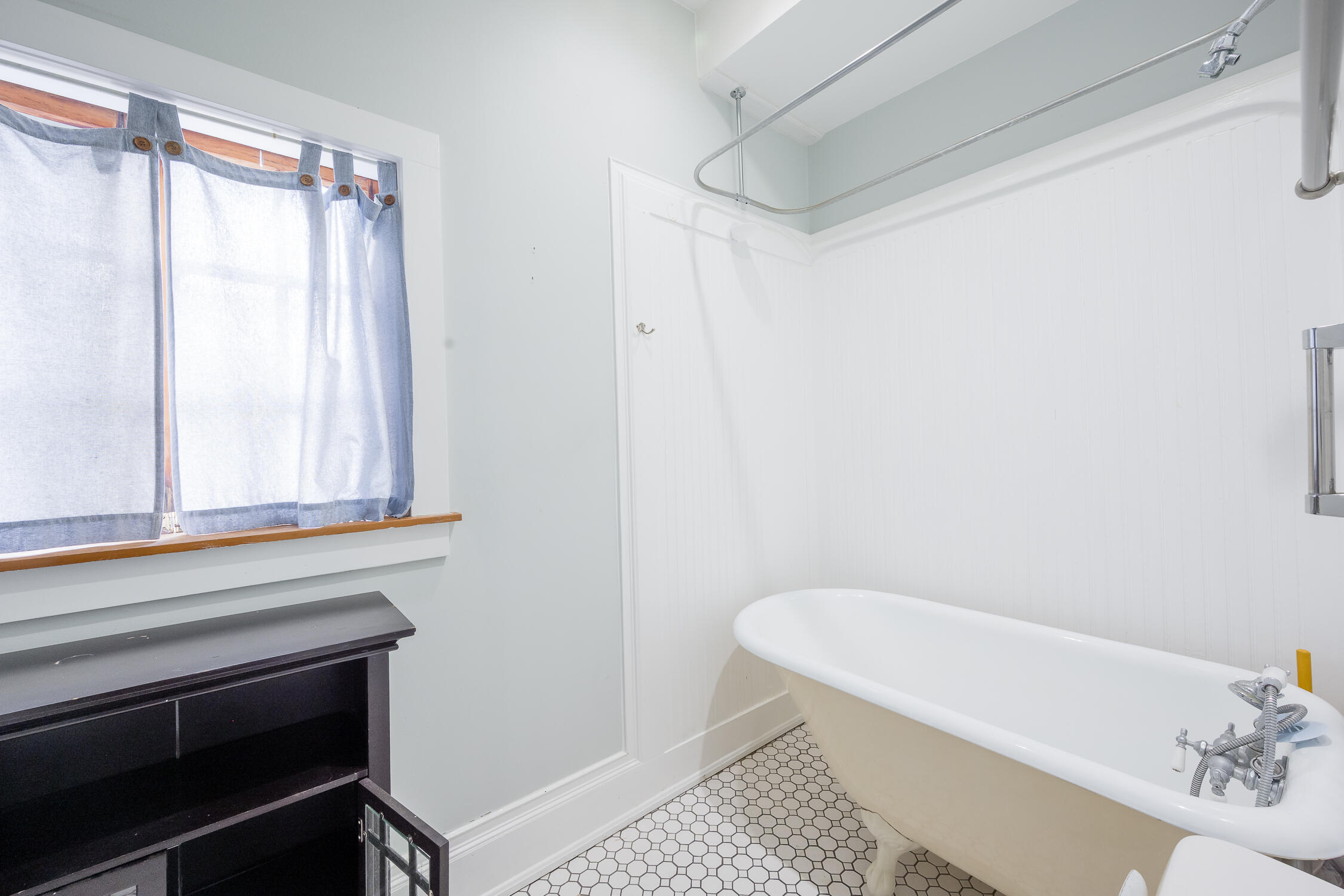 1210 Virginia Street Property Photo 5