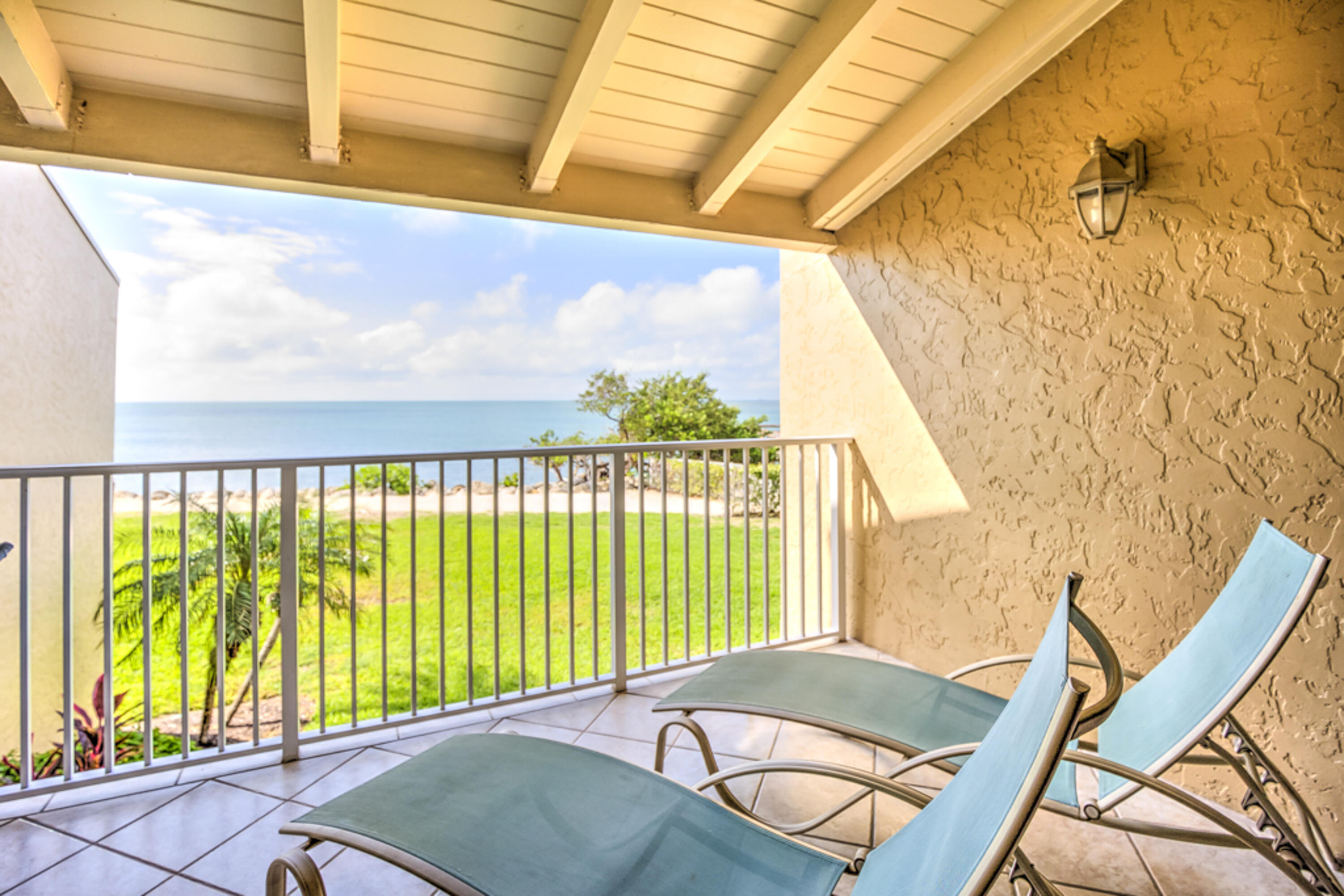 1133 W Ocean Drive, 2 Property Photo 3