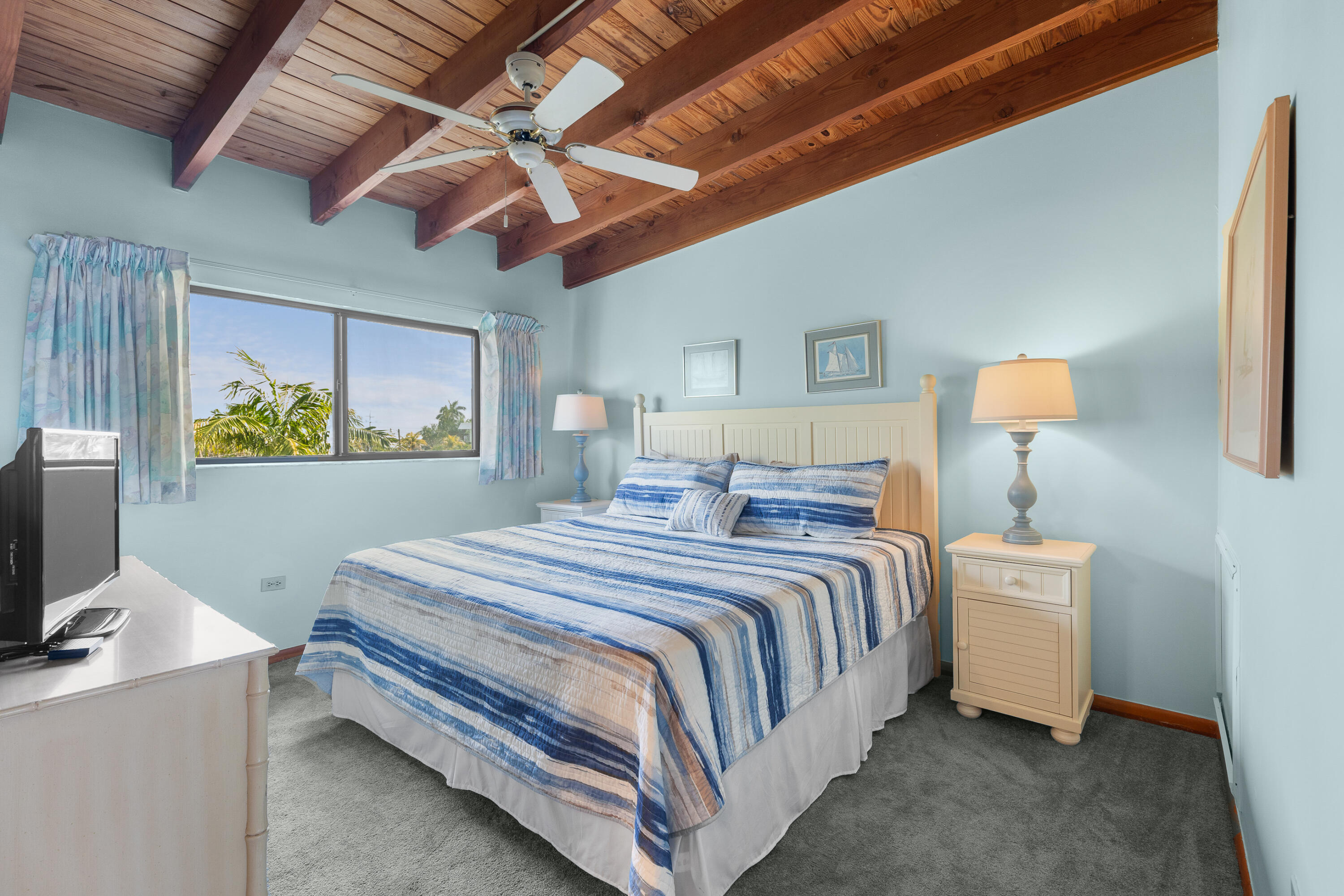 1133 W Ocean Drive 2 Property Photo 22