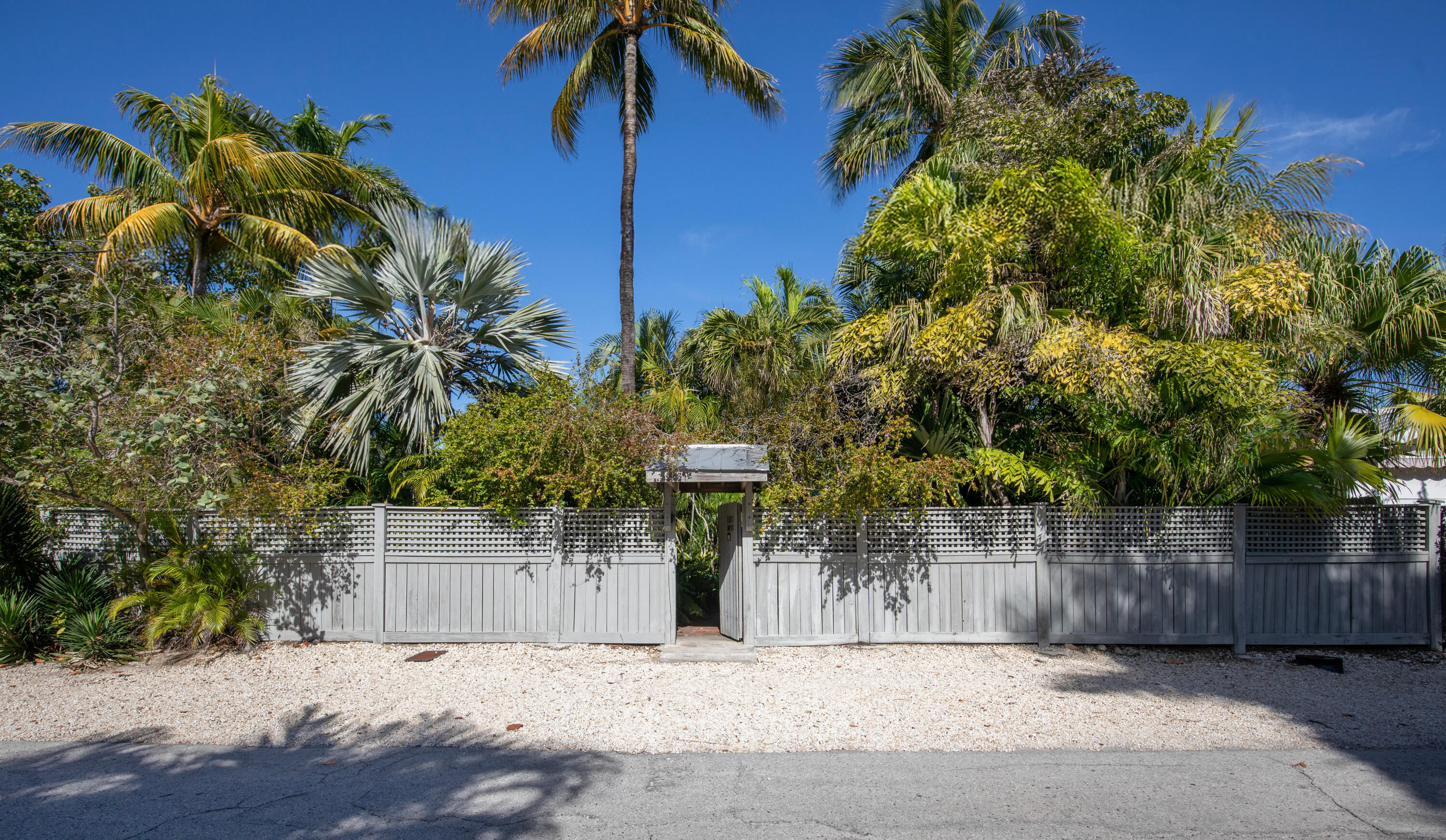 1307 Laird Street Property Photo 5