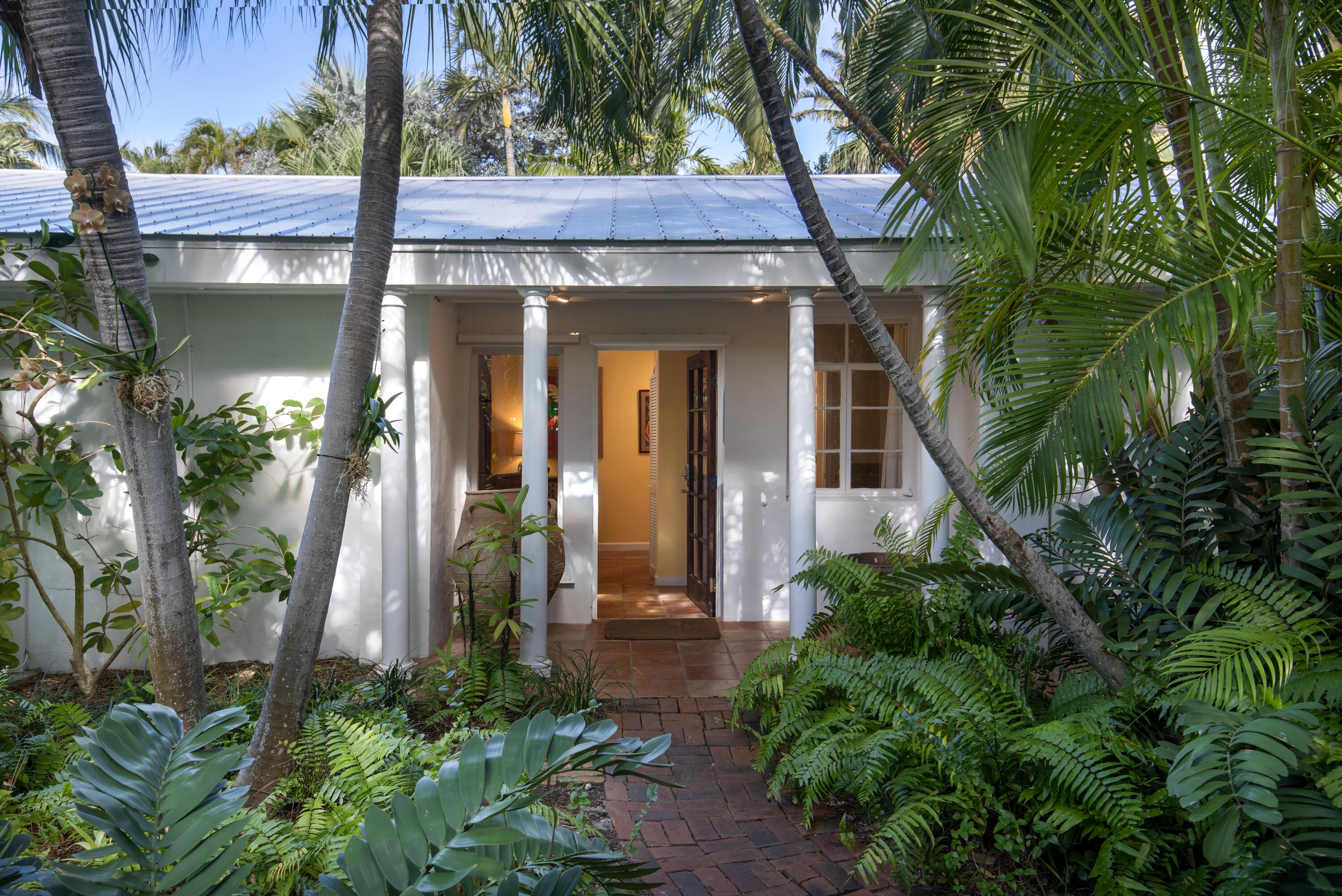 1307 Laird Street Property Photo 7
