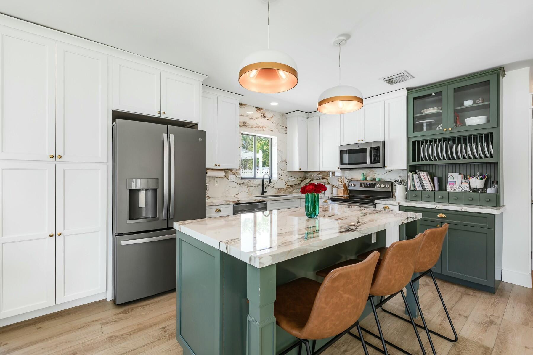 20 Aster Terrace Property Photo 8
