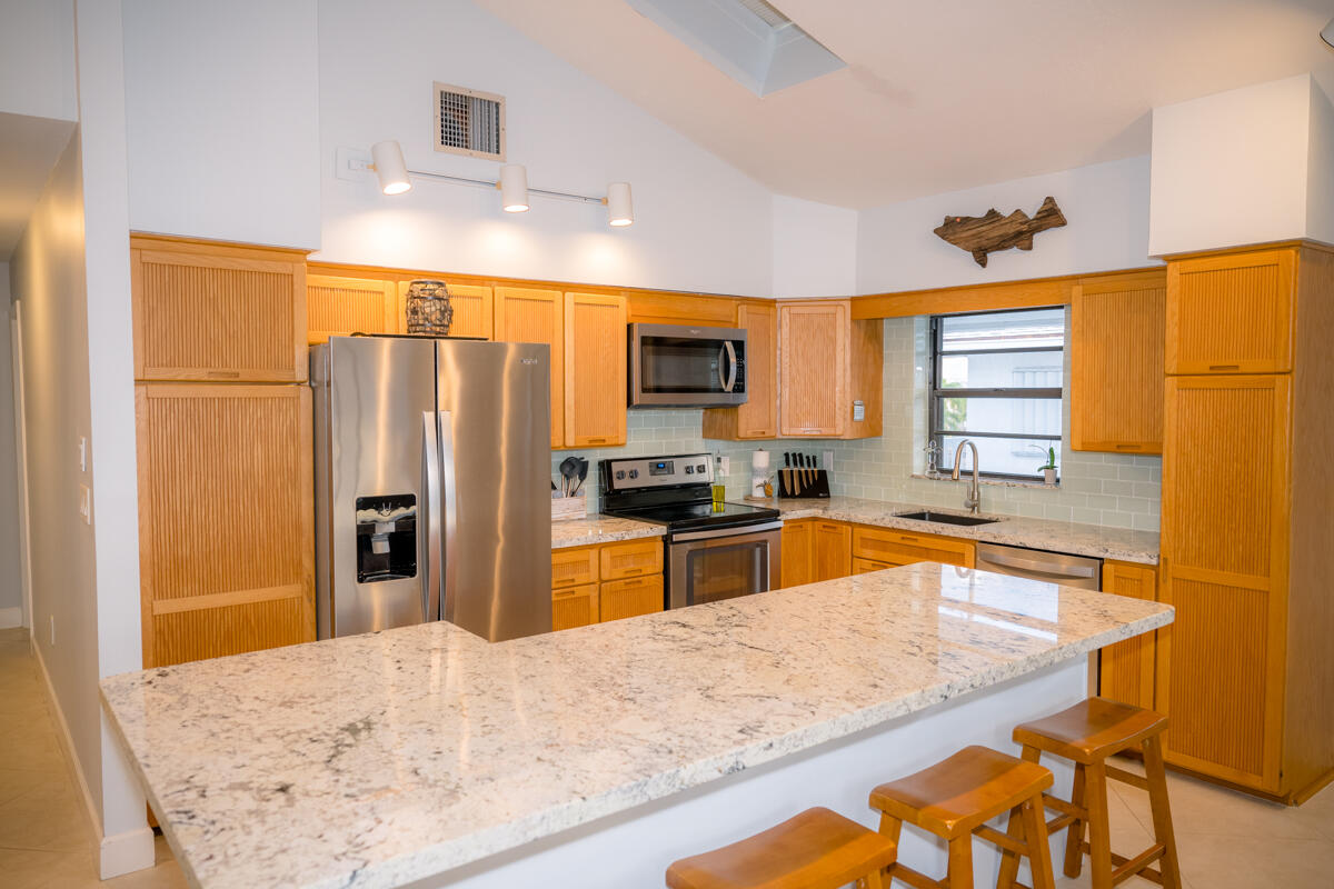114 Zane Grey Creek Drive Property Photo 20