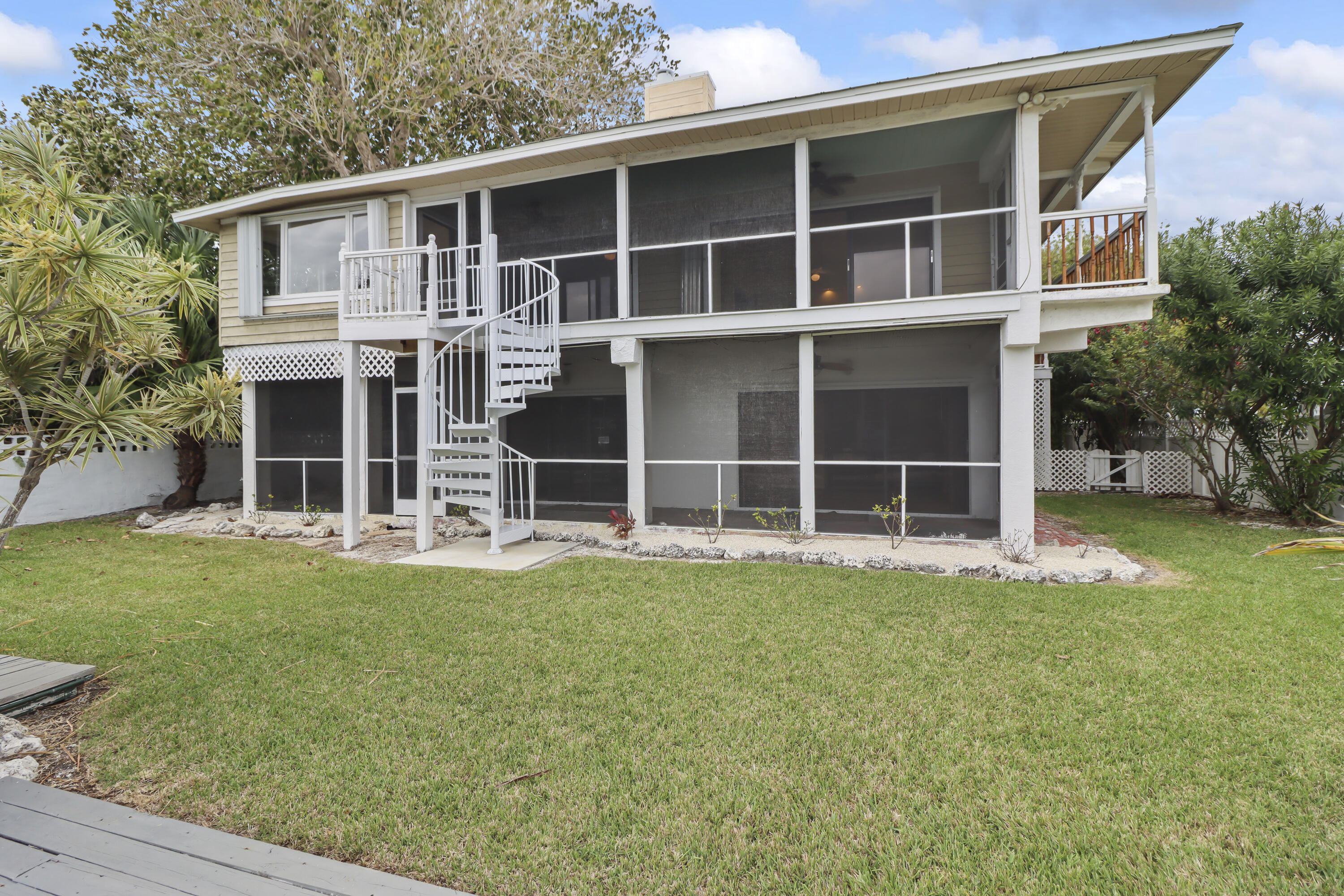 146 Sugarloaf Drive Property Photo 5
