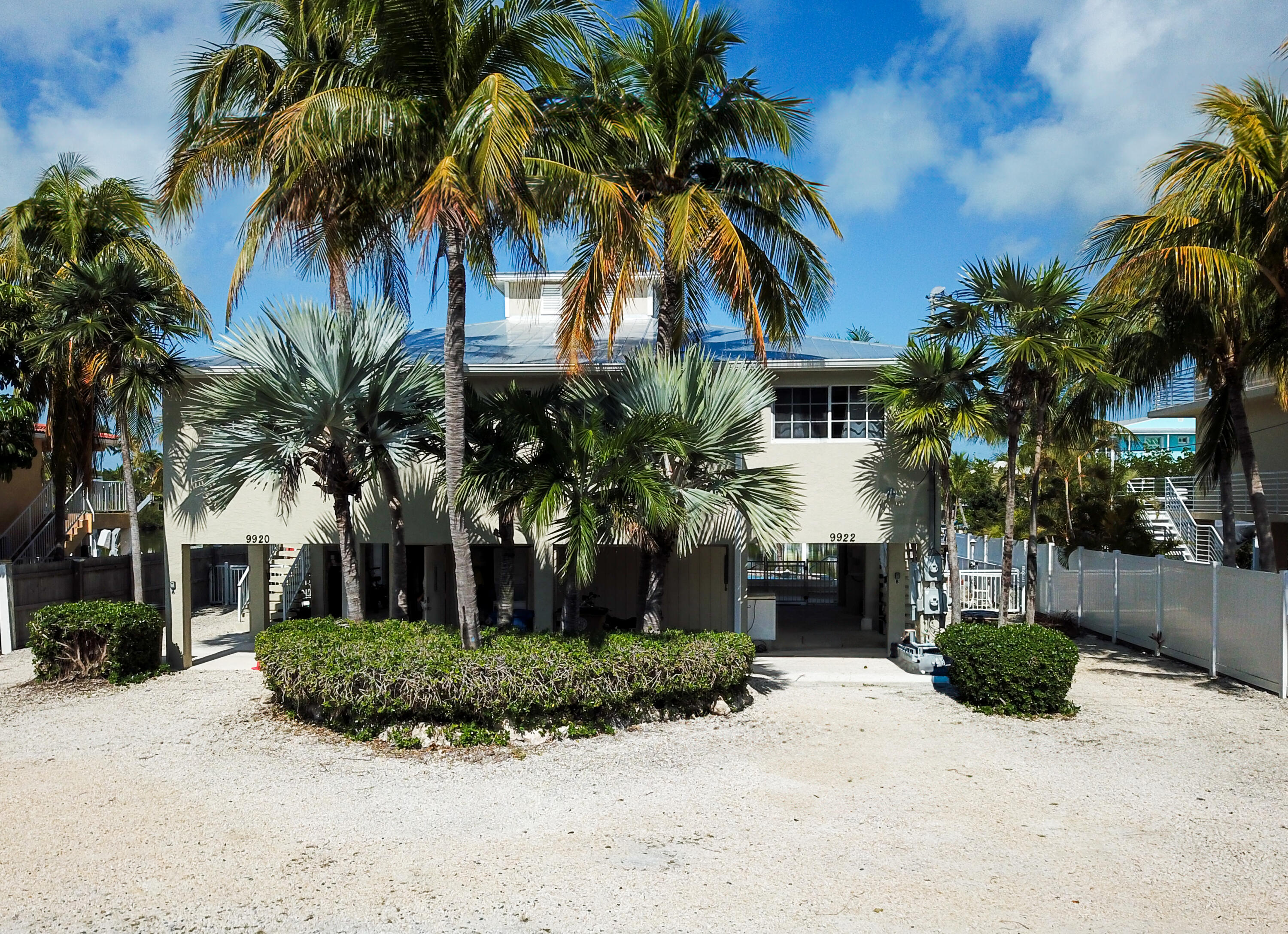 9922 Aviation Boulevard Property Photo