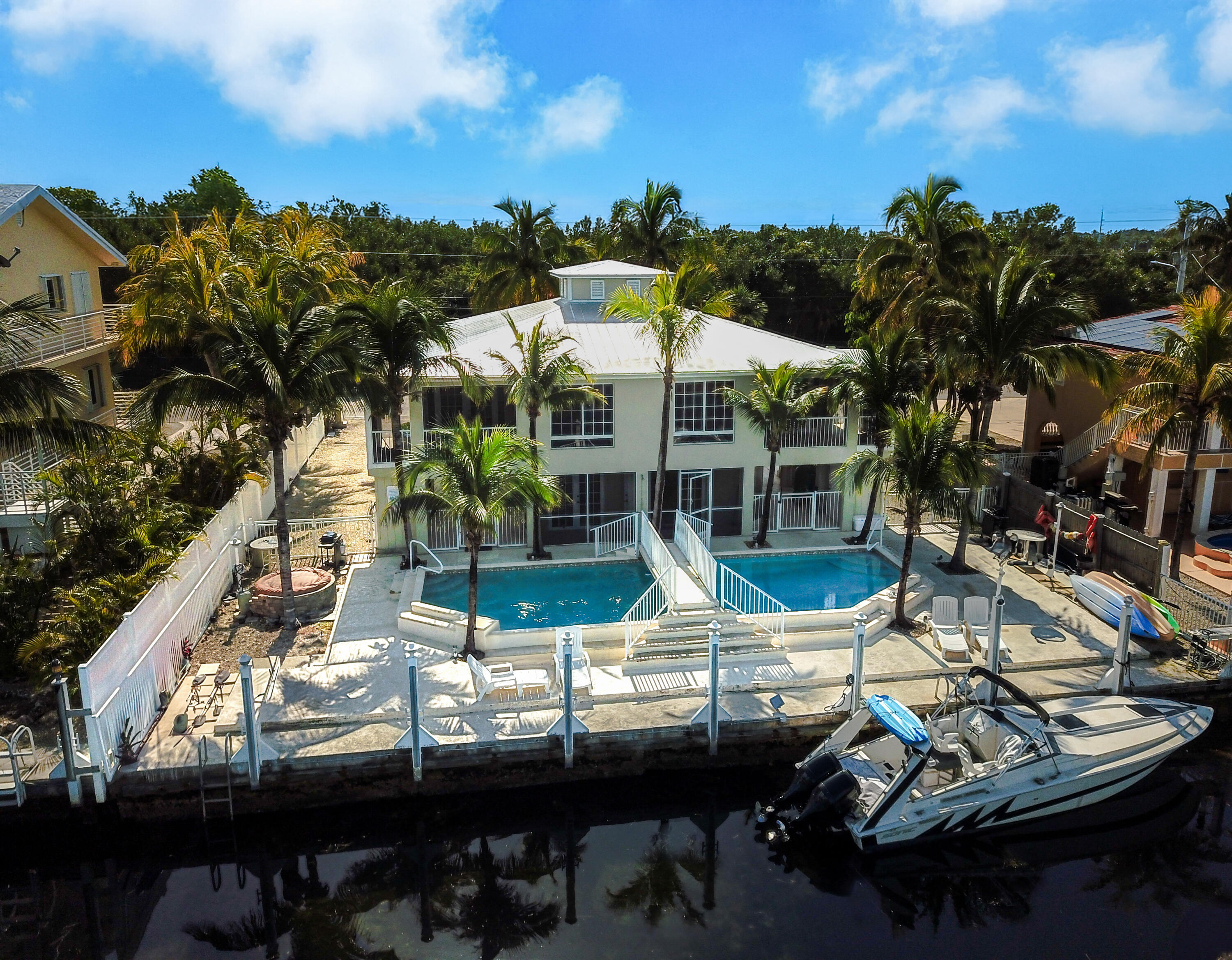 9922 Aviation Boulevard Property Photo 2