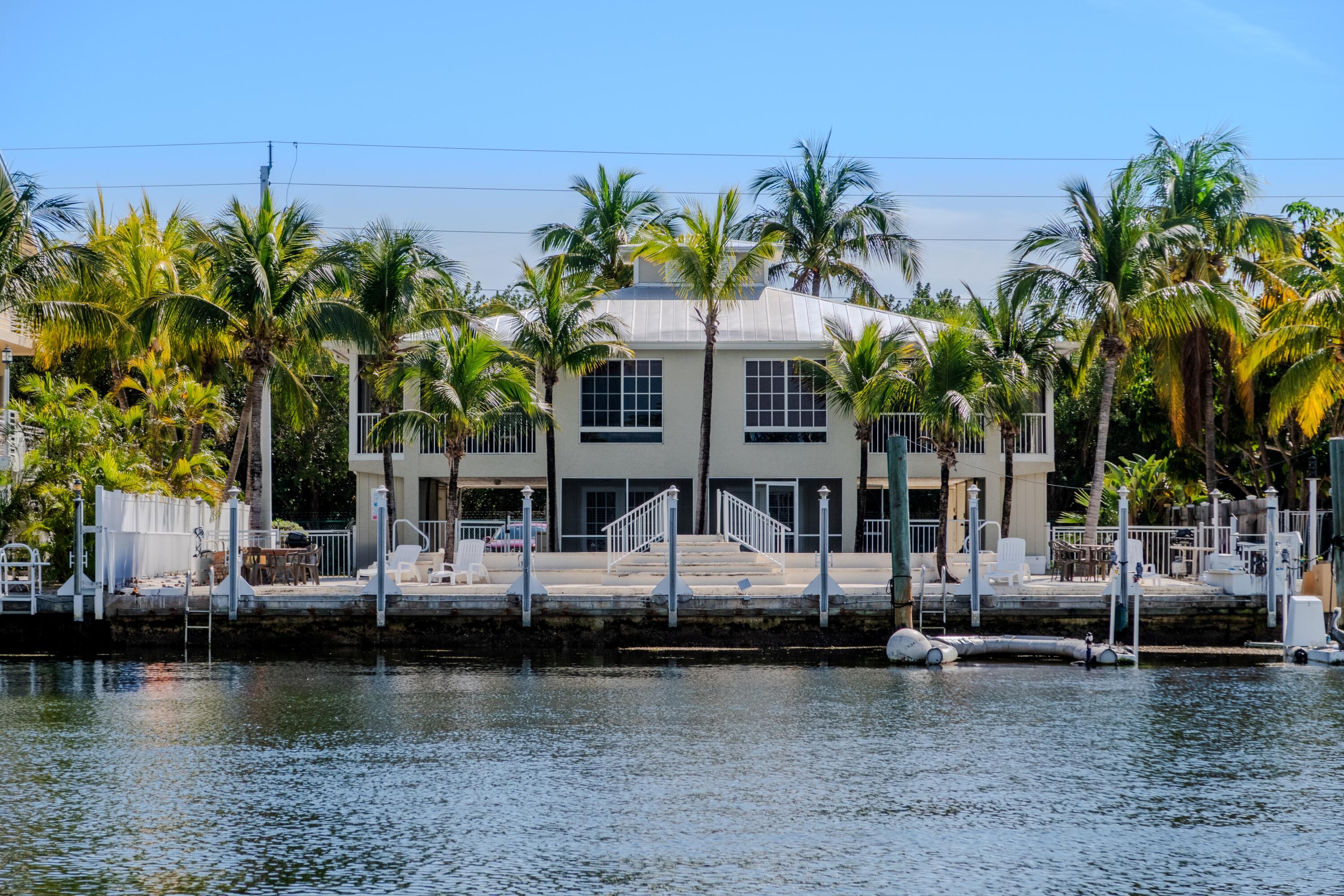 9922 Aviation Boulevard Property Photo 3