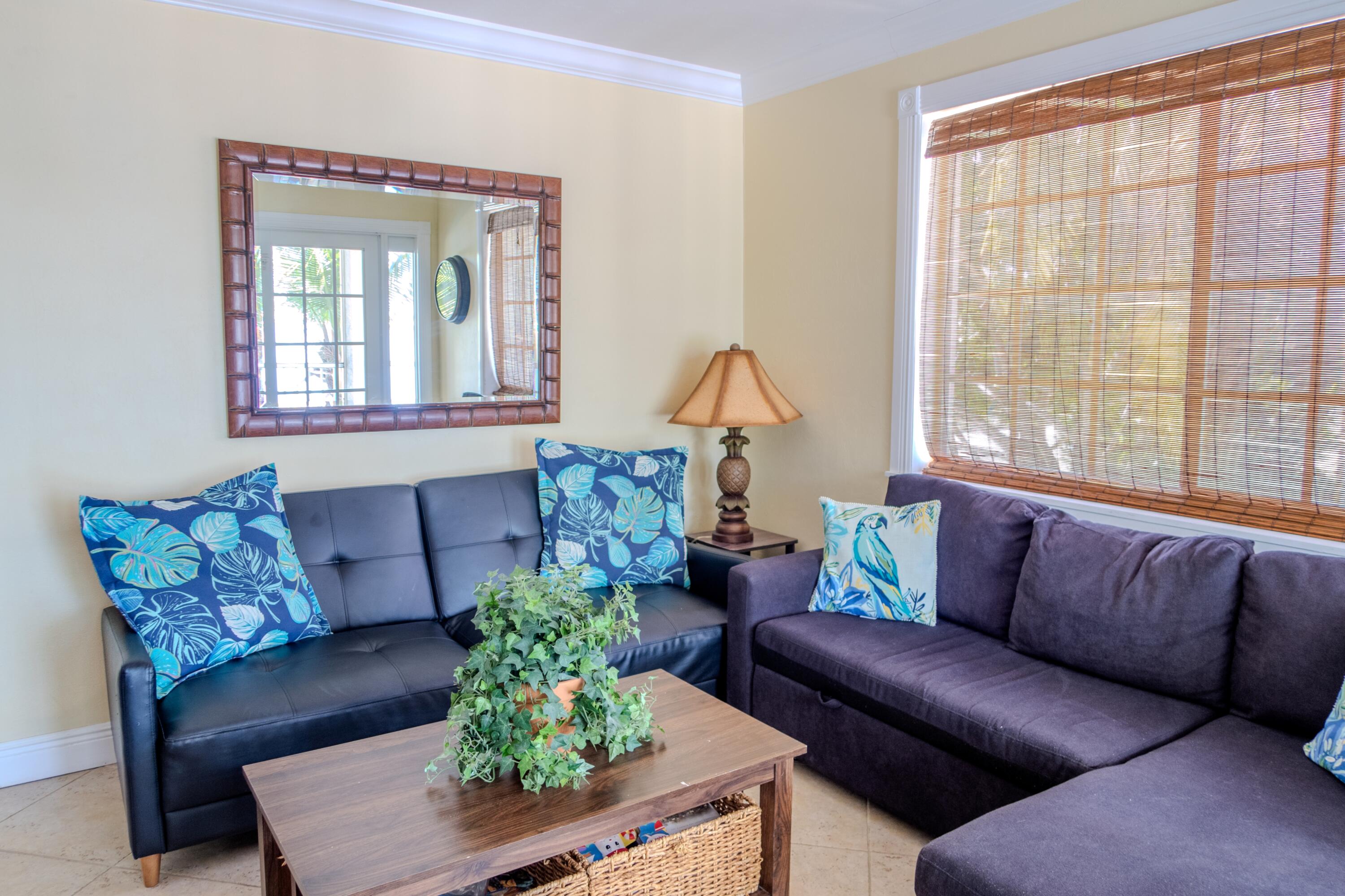 9922 Aviation Boulevard Property Photo 15