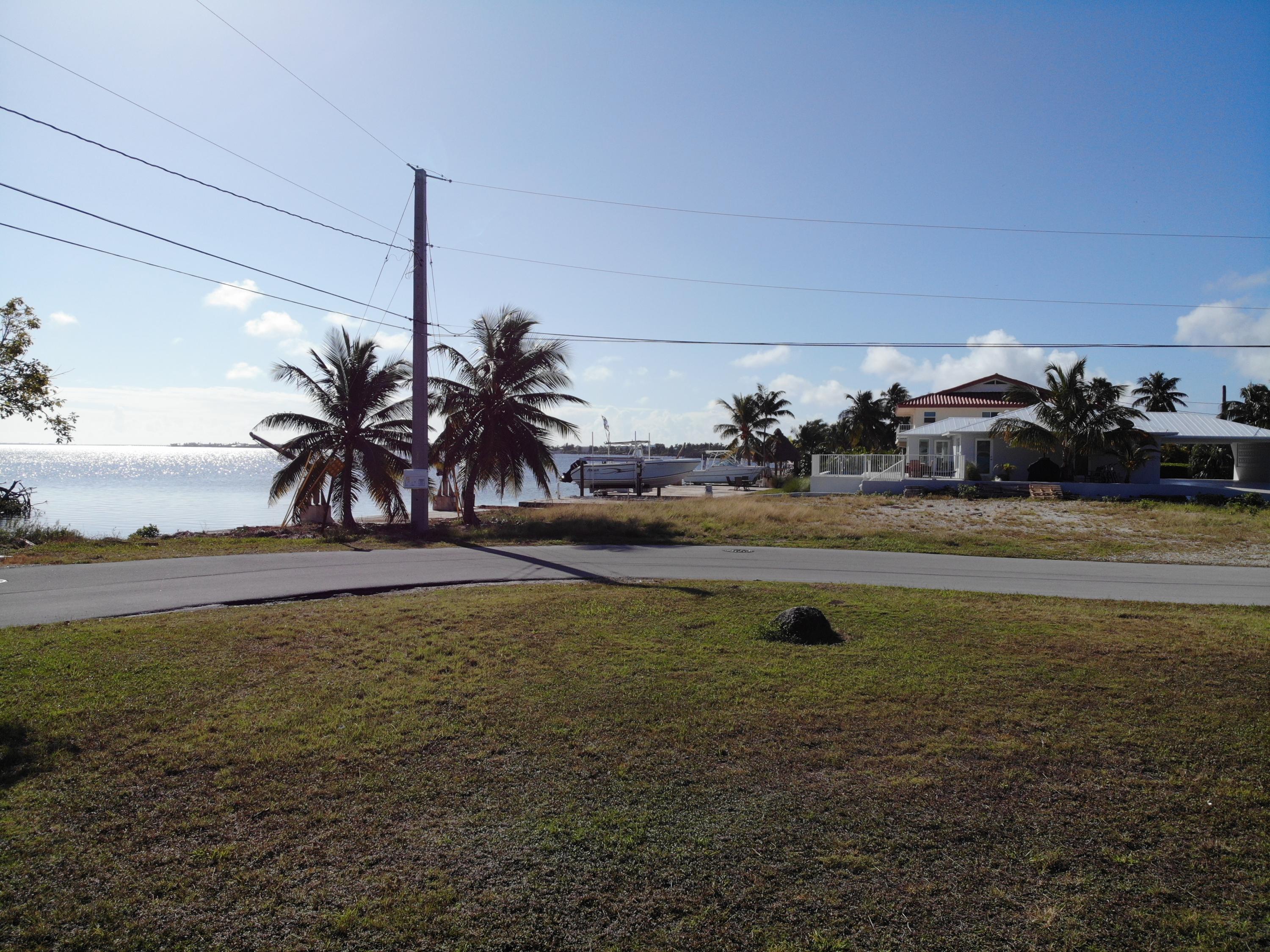 1768 Sunrise Drive Property Photo 3