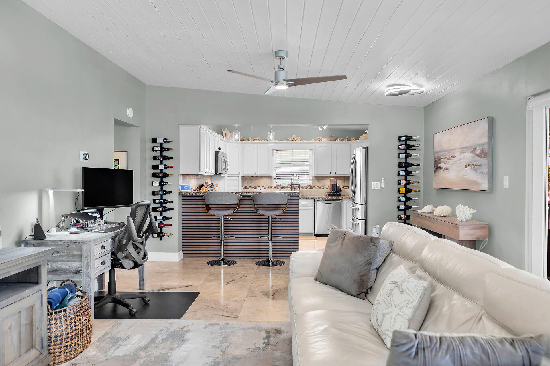 133 Ocean Drive Property Photo 8