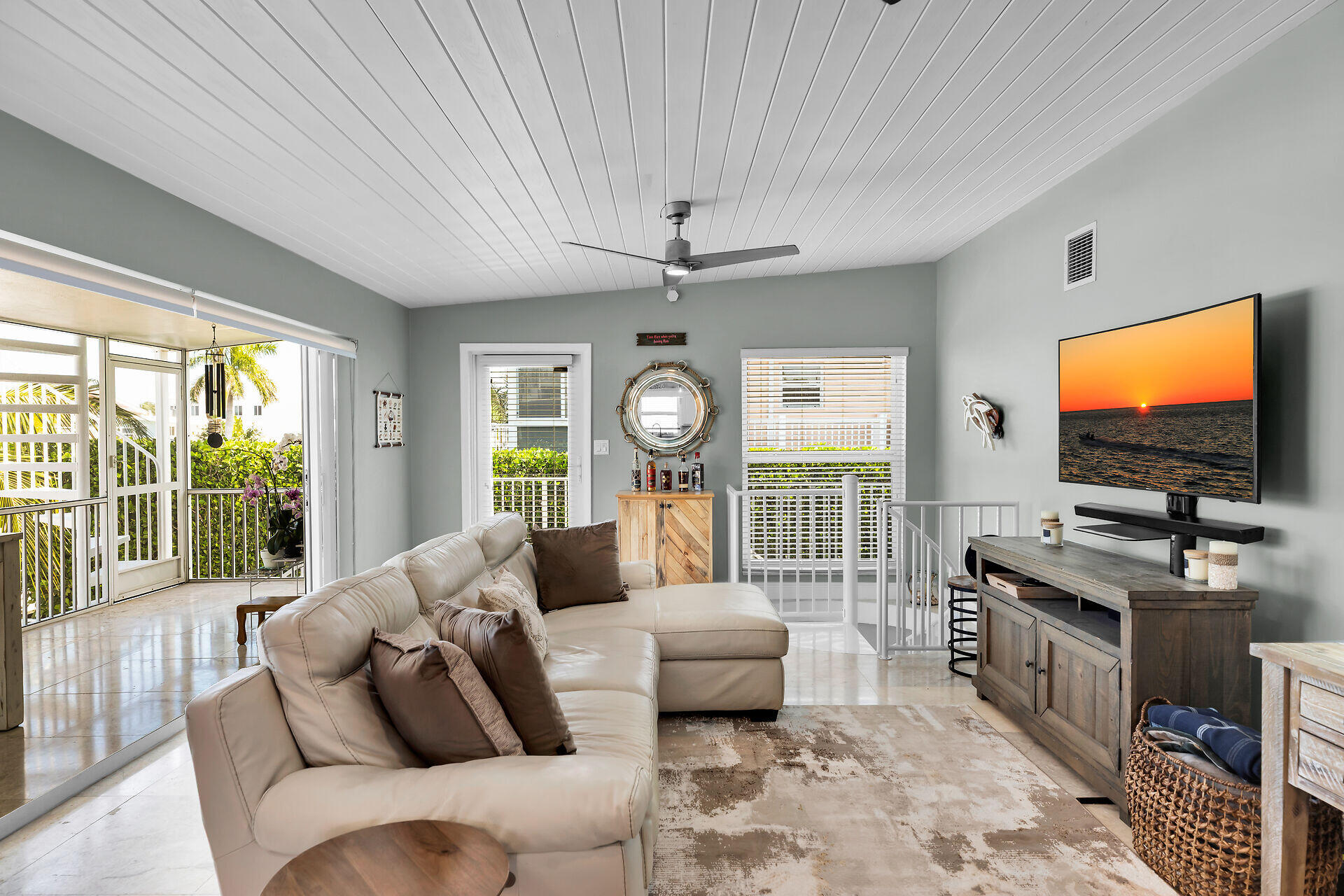 133 Ocean Drive Property Photo 11
