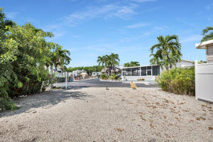 6099 Overseas Highway, 15e Property Photo 2