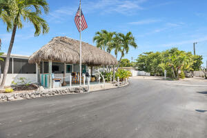 6099 Overseas Highway, 15e Property Photo 20