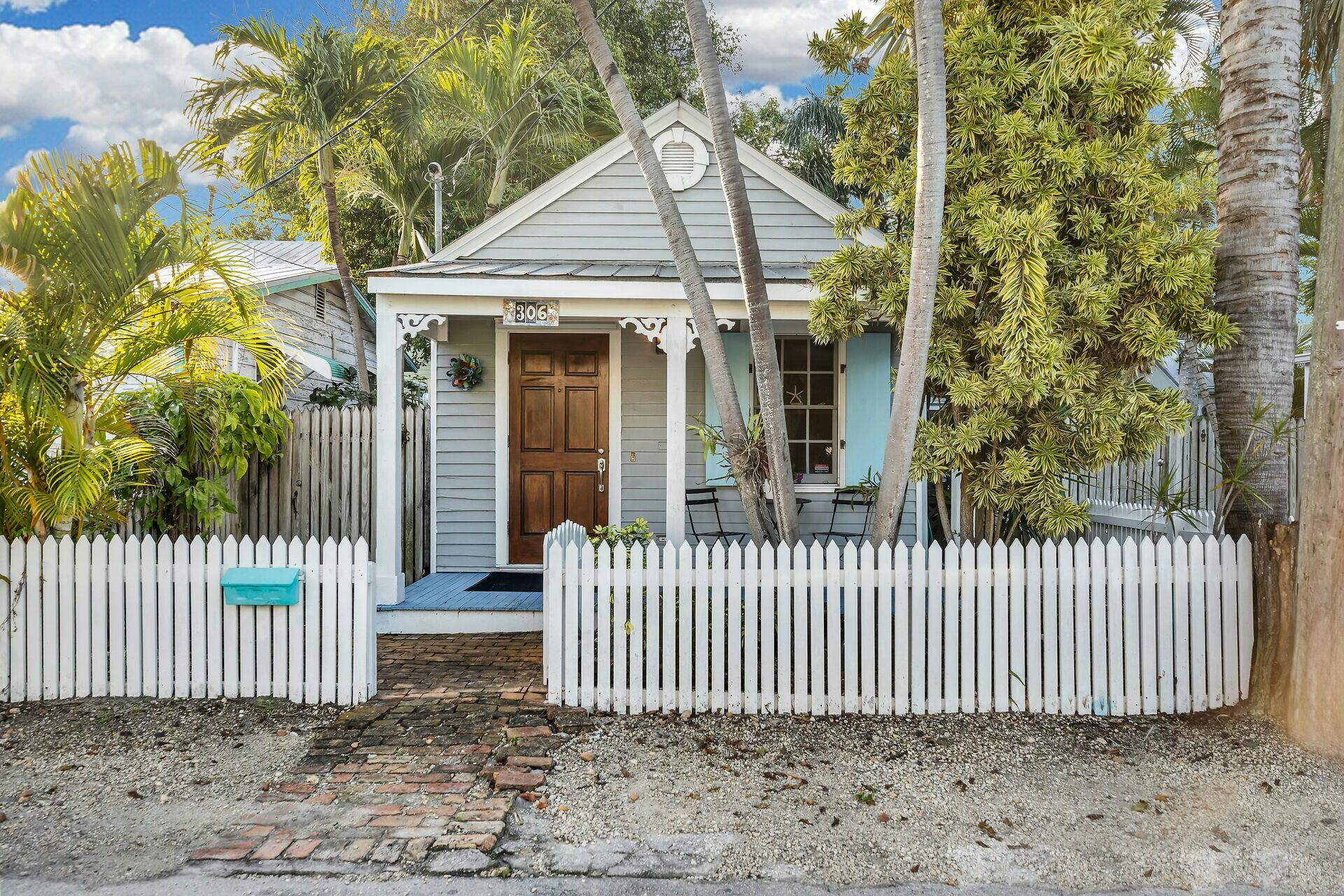 306 Olivia Street Property Photo 1