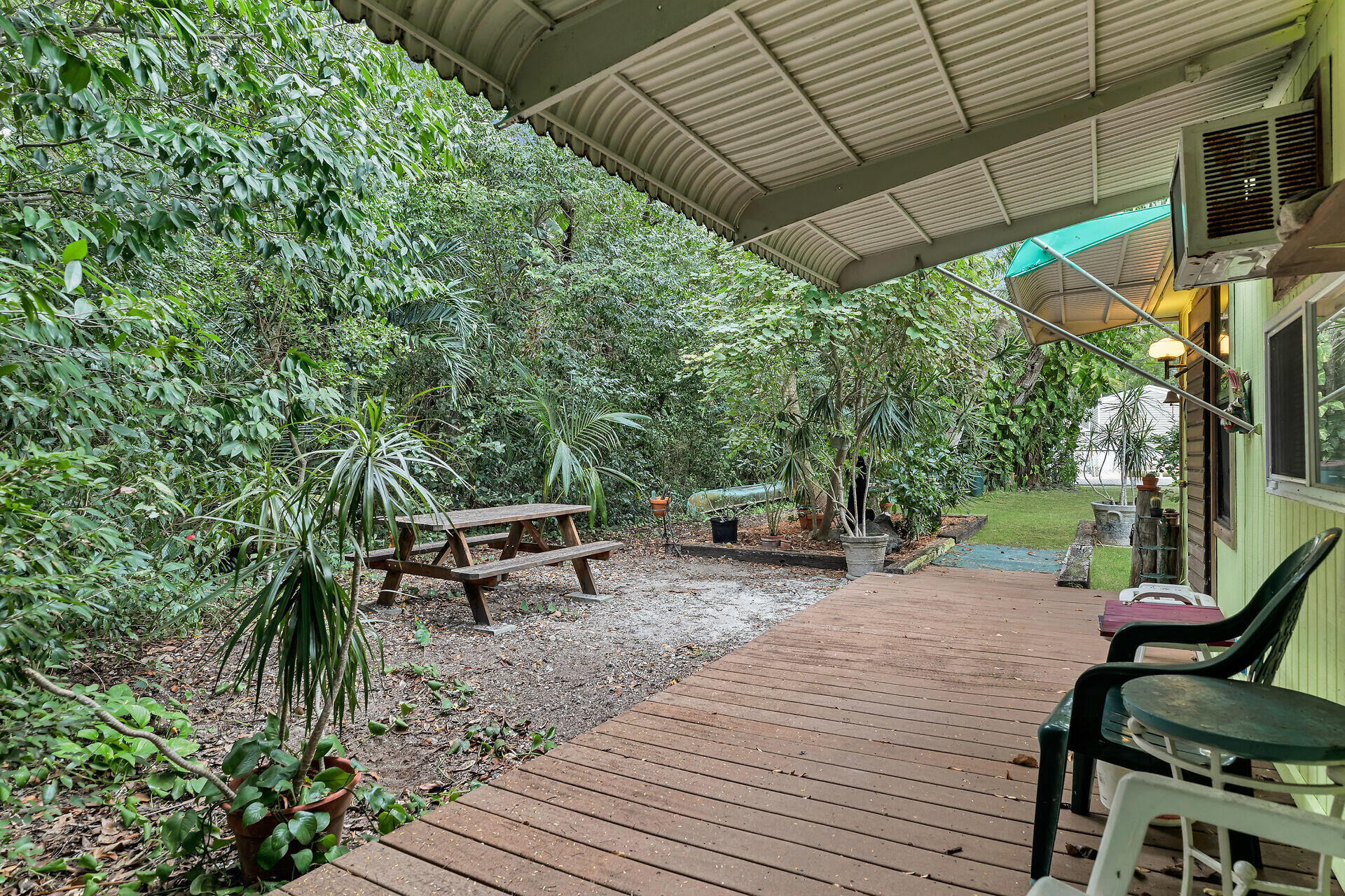 2 Cindy Place Property Photo 5