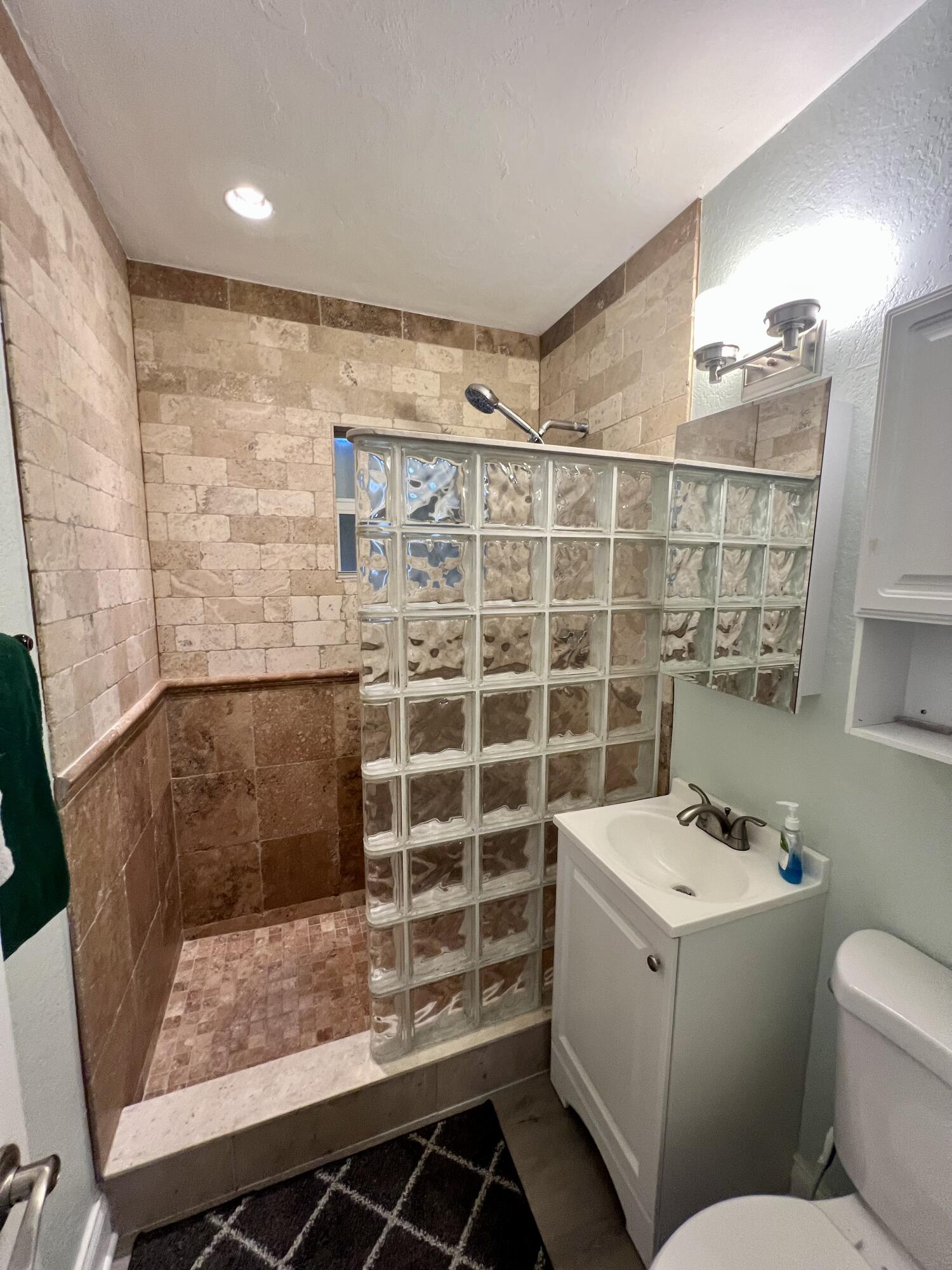 2521 Flagler Avenue, 4 Property Photo 11