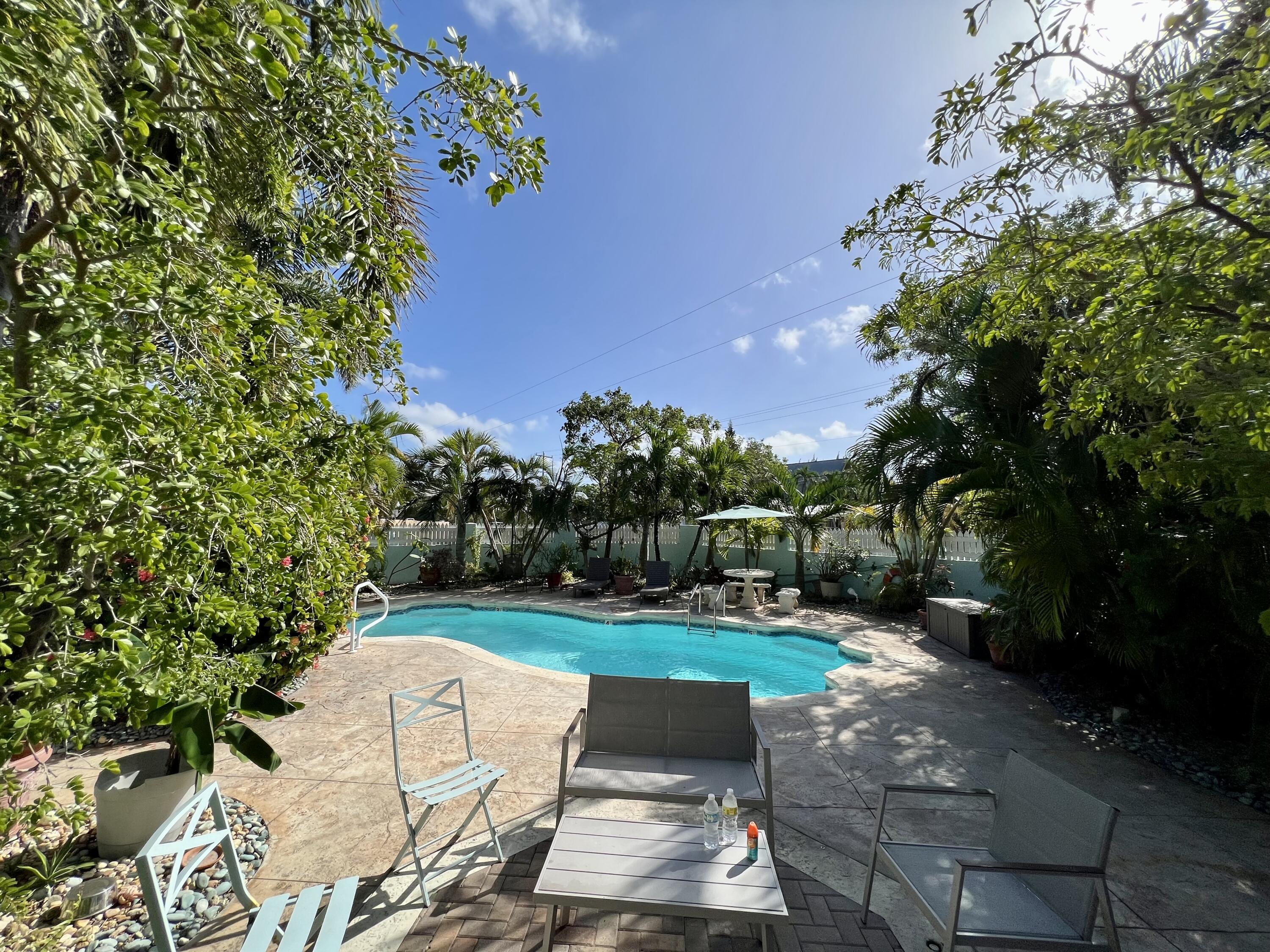 2521 Flagler Avenue, 4 Property Photo 17