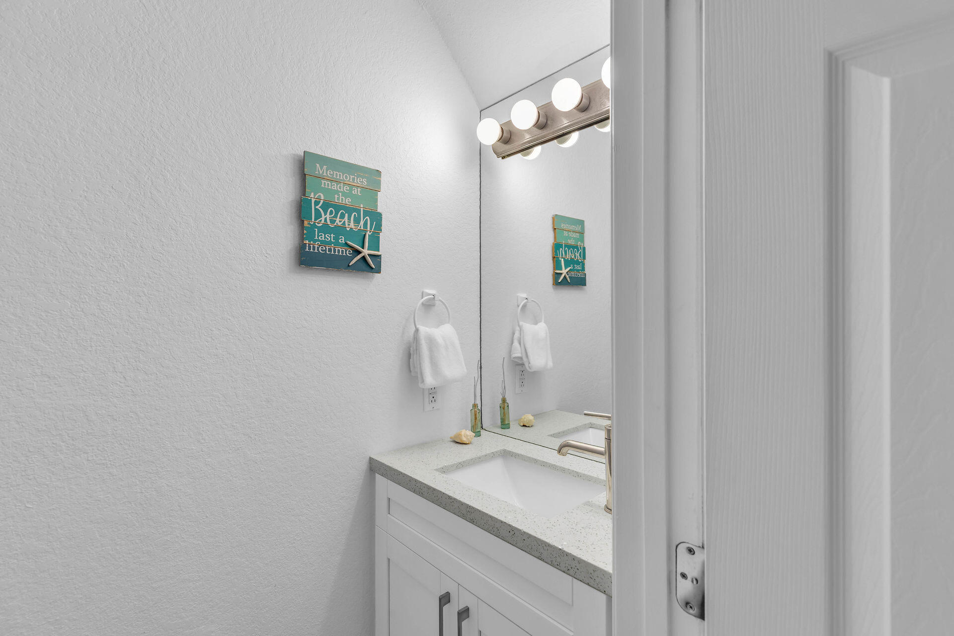 97501 Overseas Highway, 705 Property Photo 21