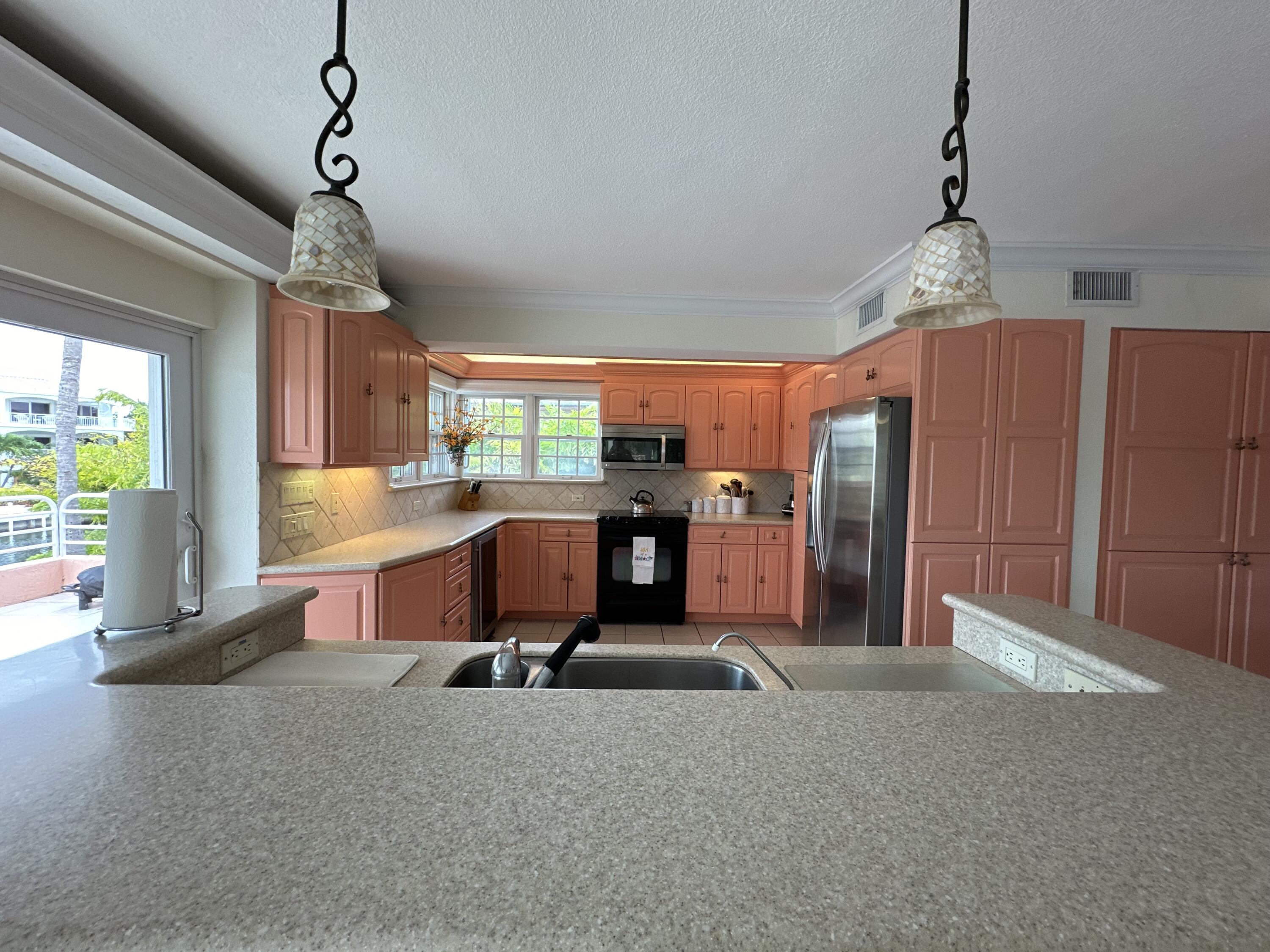 128 W Plaza Del Sol Property Photo 25