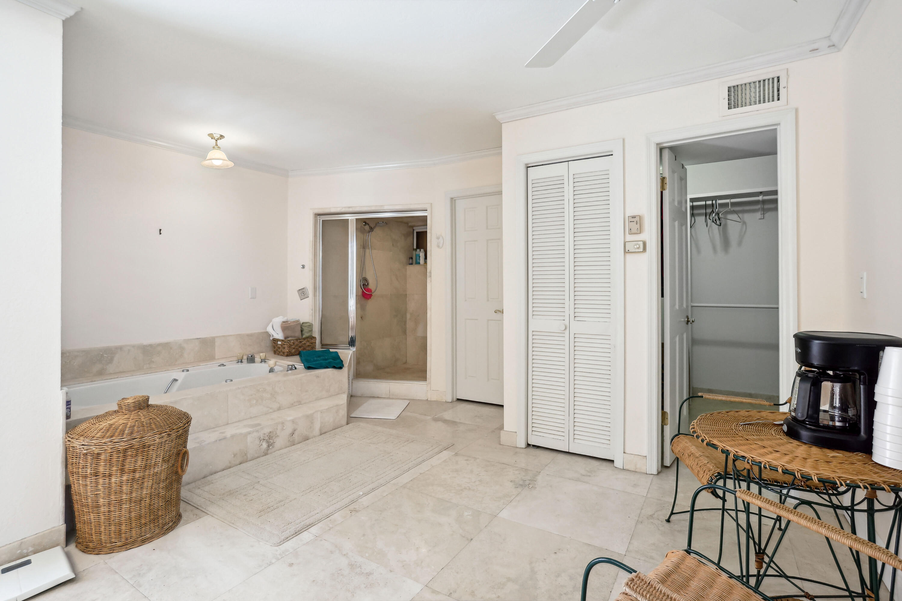 128 W Plaza Del Sol Property Photo 36