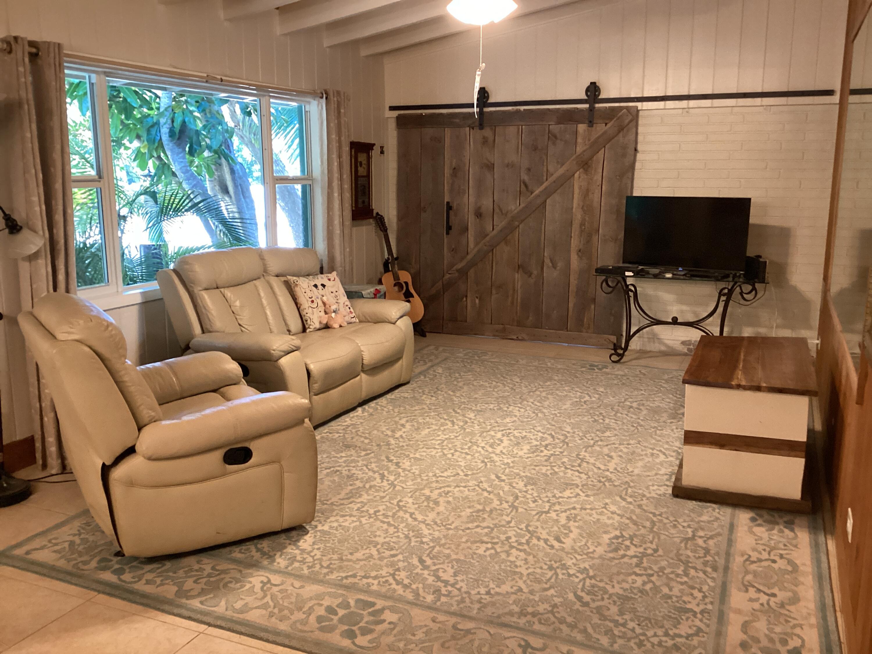 1545 52nd Street Property Photo 7