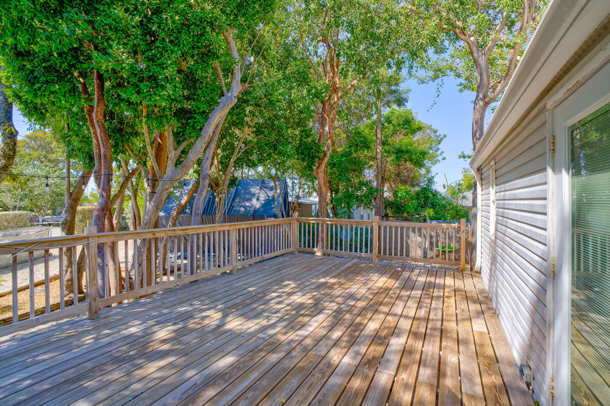2 Oakwood Avenue Property Photo 3