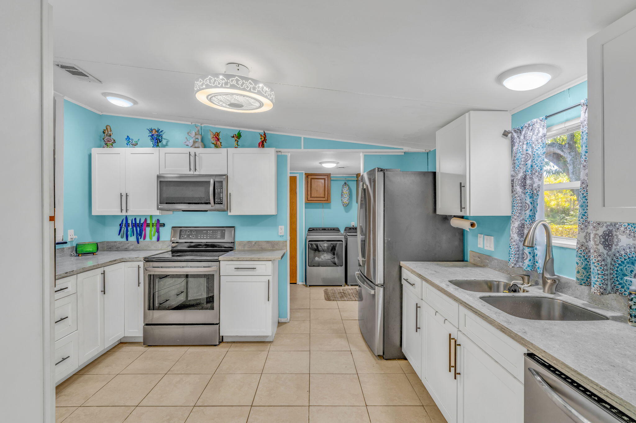 2 Oakwood Avenue Property Photo 9