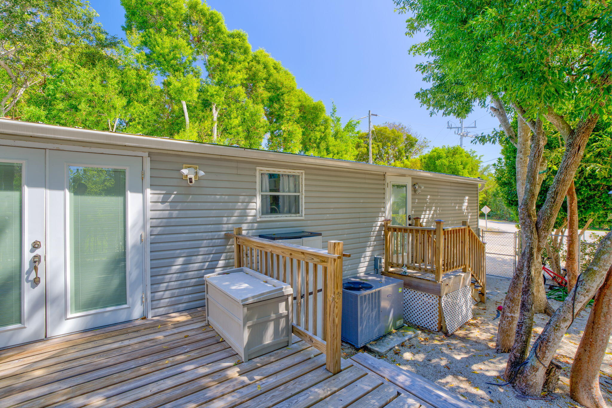 2 Oakwood Avenue Property Photo 32