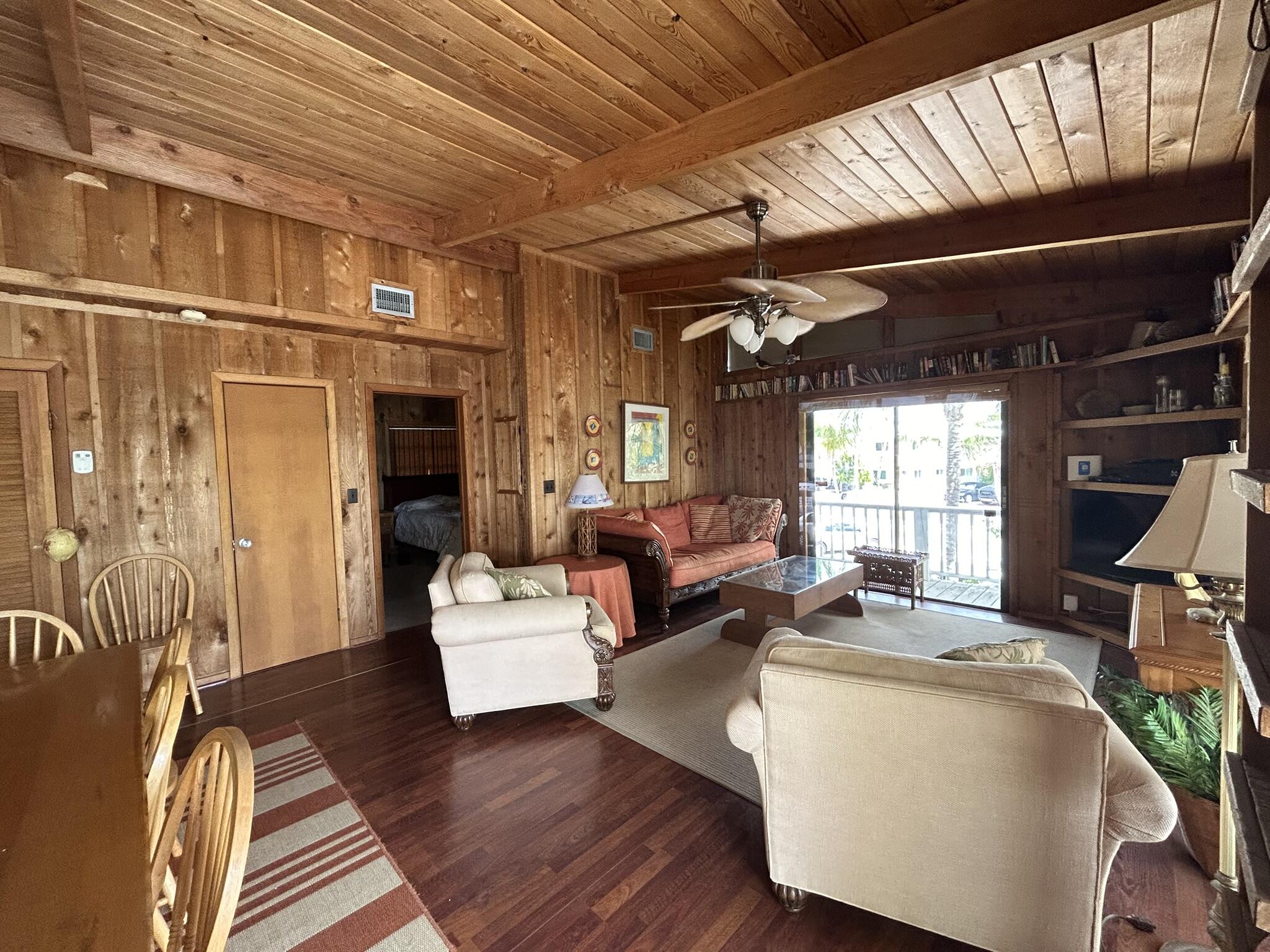 120 Captains Court Property Photo 11