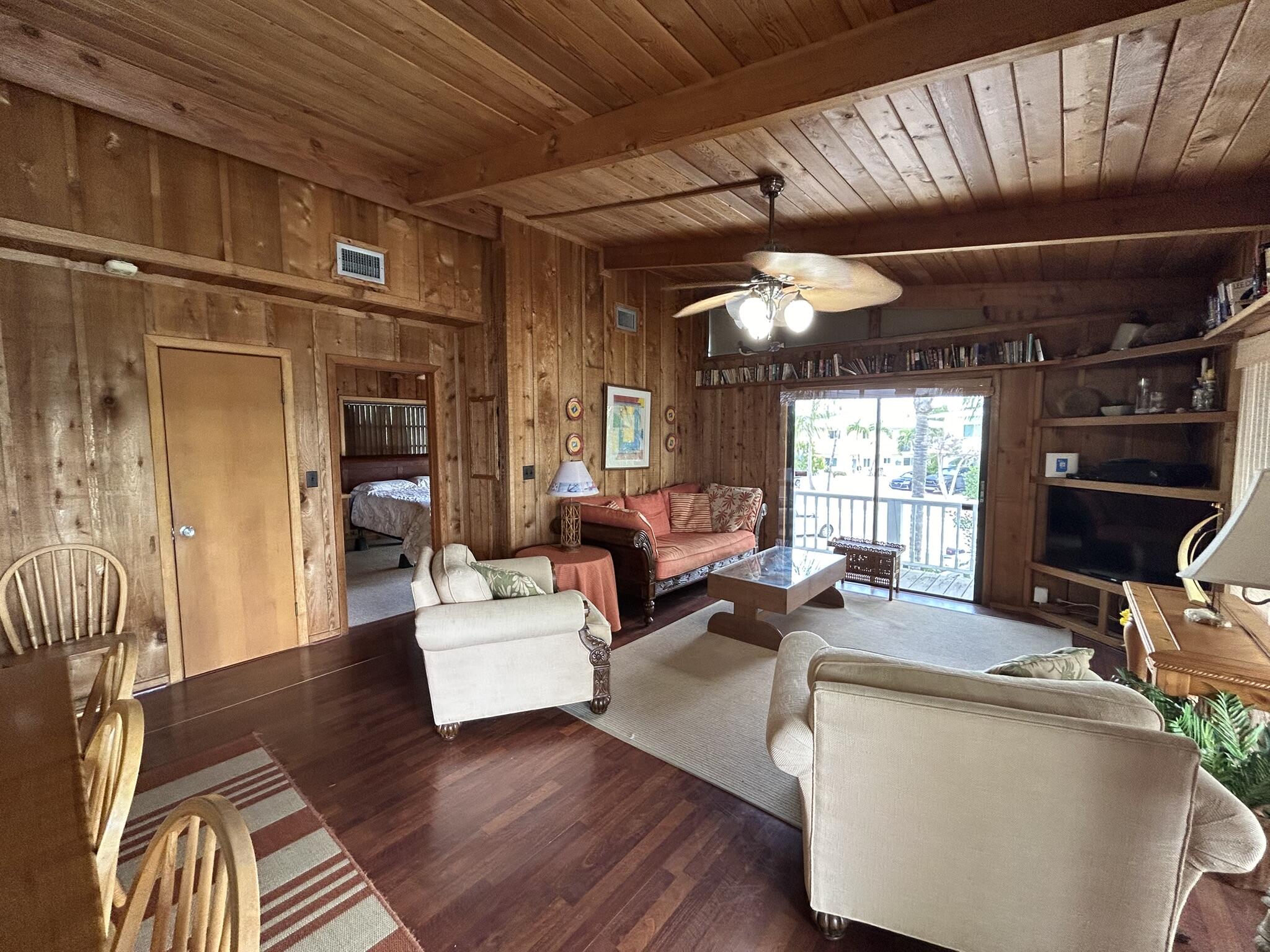 120 Captains Court Property Photo 12