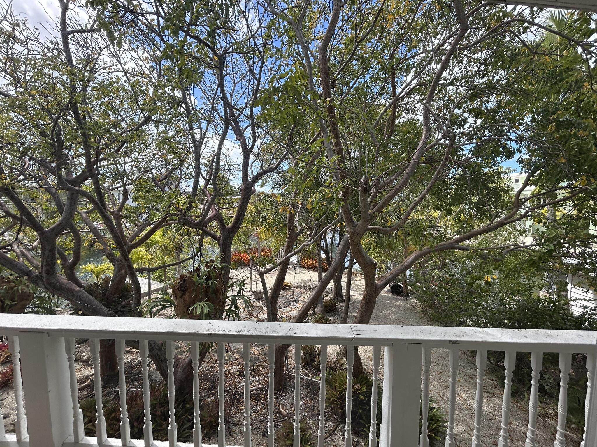 120 Captains Court Property Photo 16