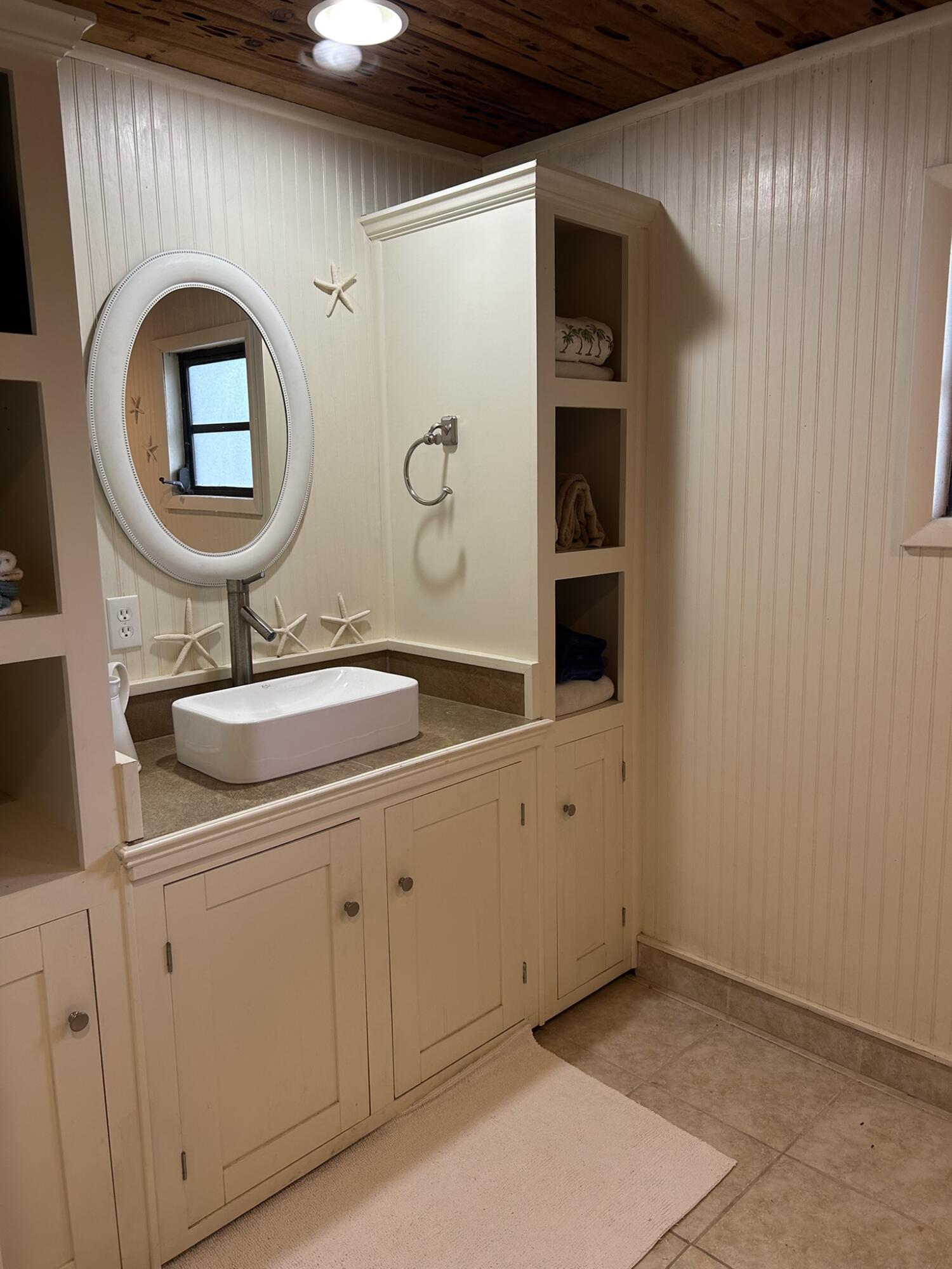120 Captains Court Property Photo 31