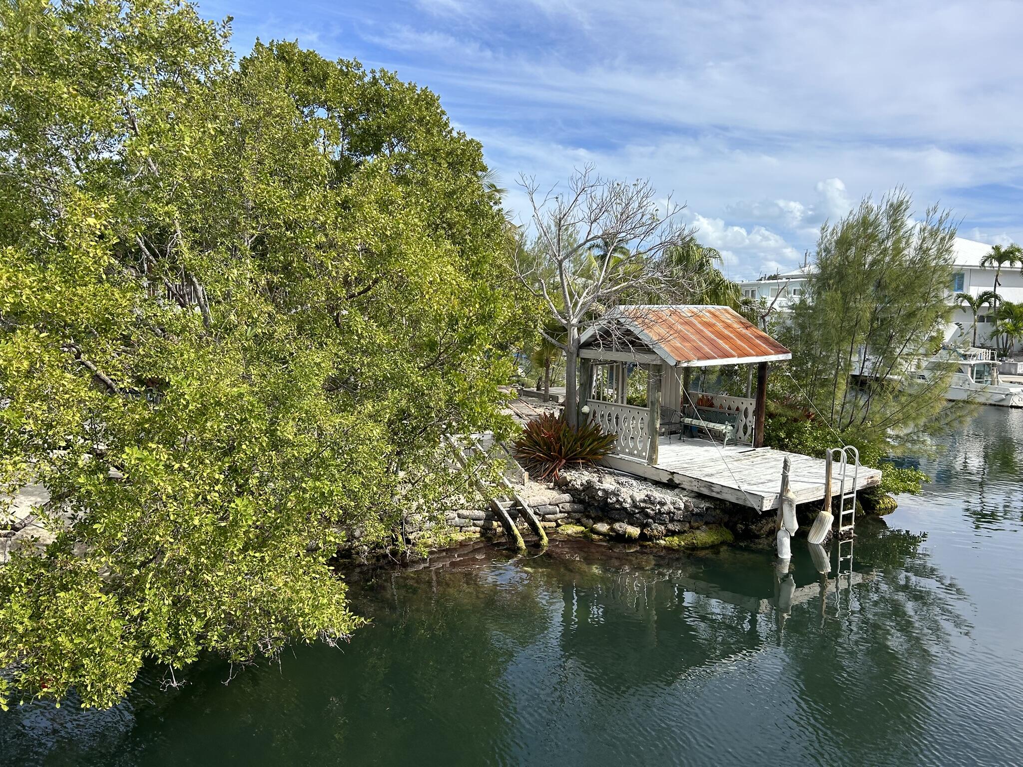 120 Captains Court Property Photo 48