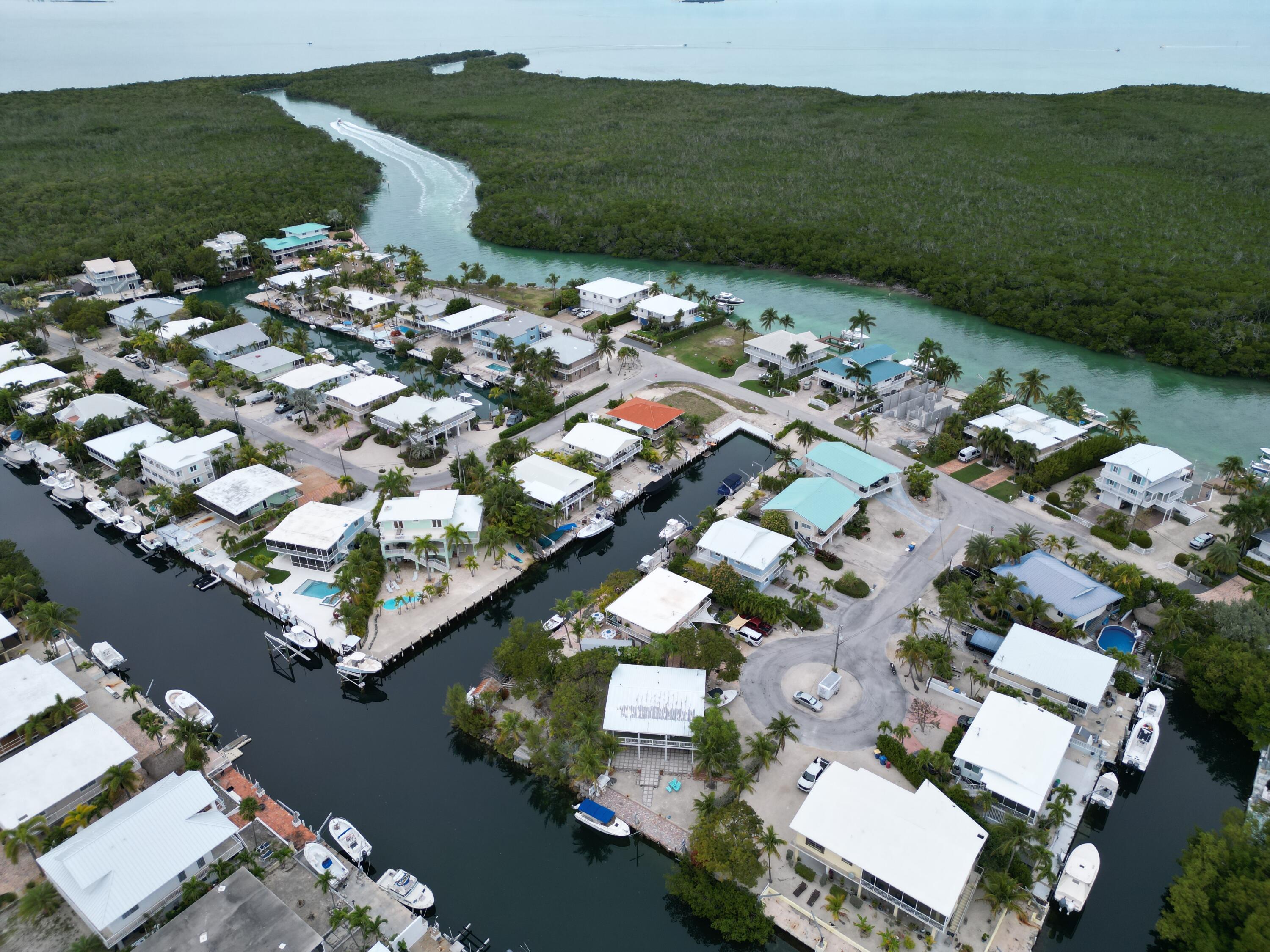 120 Captains Court Property Photo 54