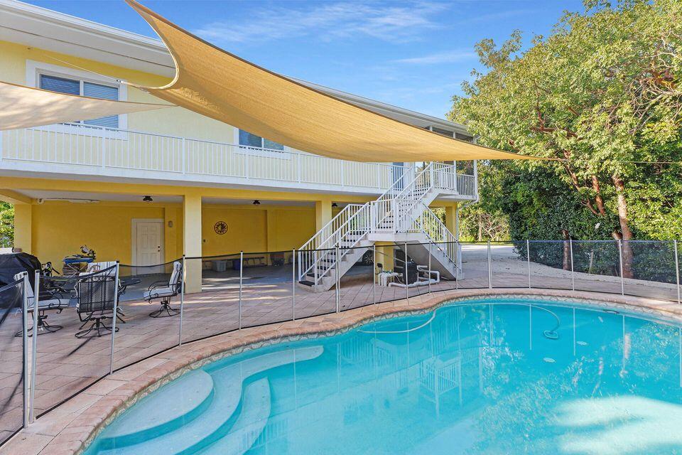 158 Coconut Row Property Photo 5